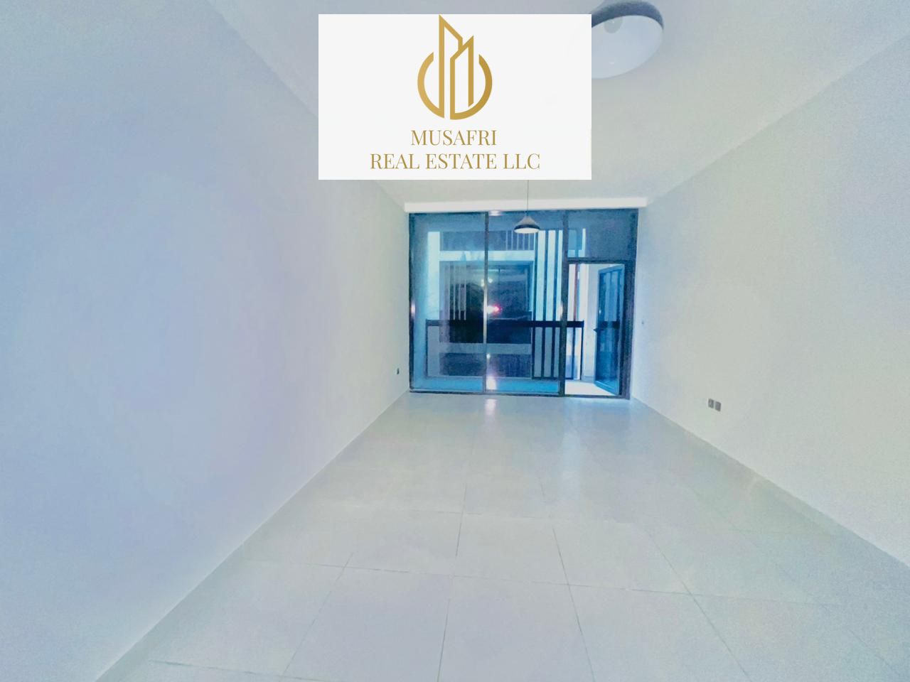 Upgrade Your Living Space in Schools Zone, Spacious 1BHK with 2 Washrooms, Balcony & Parking for Family in 55k, Close to Dubai Exit, Muwaileh Sharjah