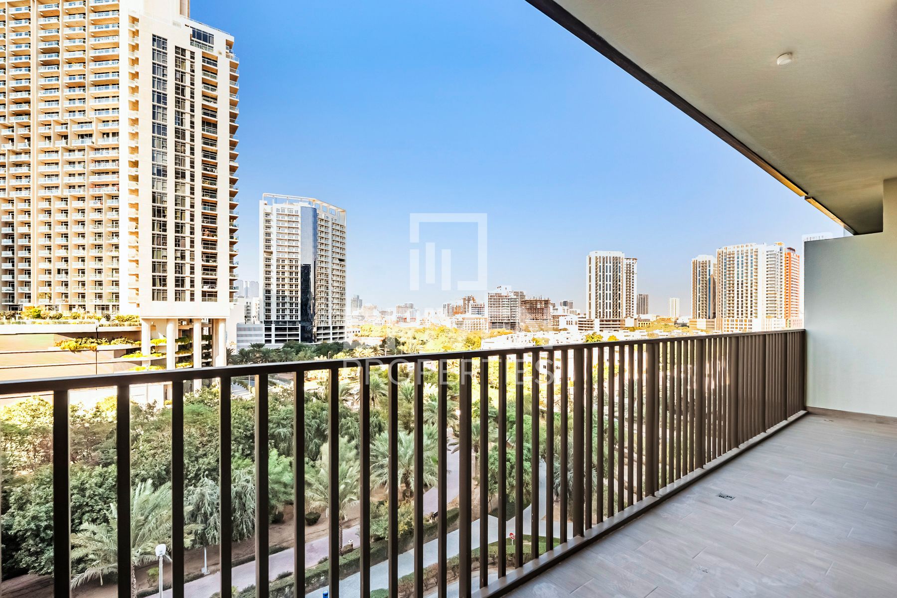 Modern Apt | Prime Location | Ready to move In