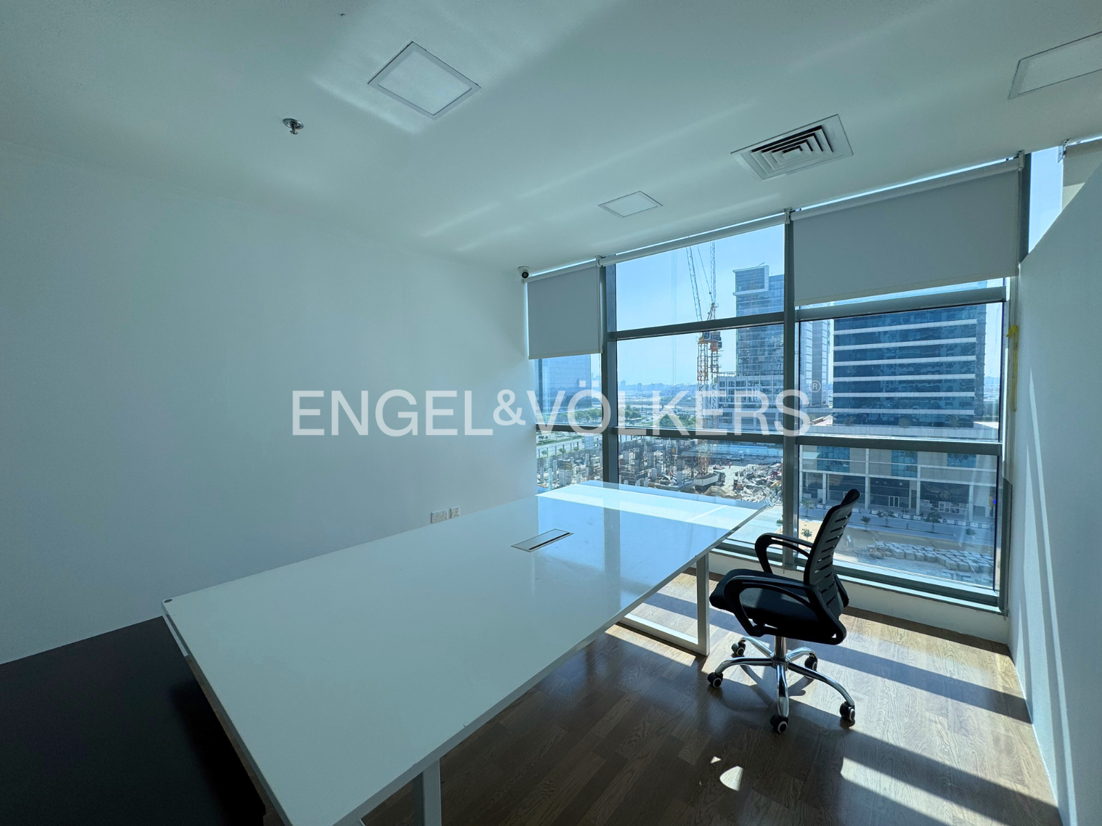 Rented W/ high ROI | Low Traffic | Furnished