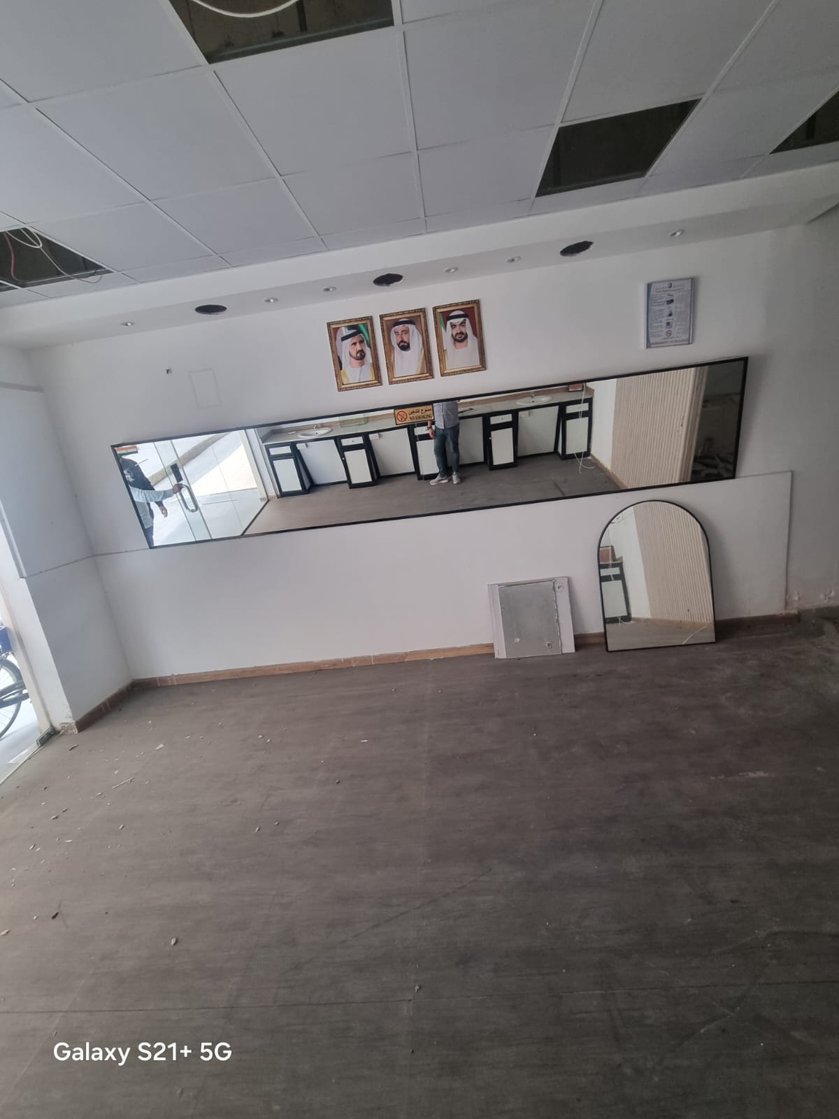 Commercial Shop for Rent – Abu Shagara | Sharjah A rare investment opportunity for business owners and entrepreneurs to rent a prime commer