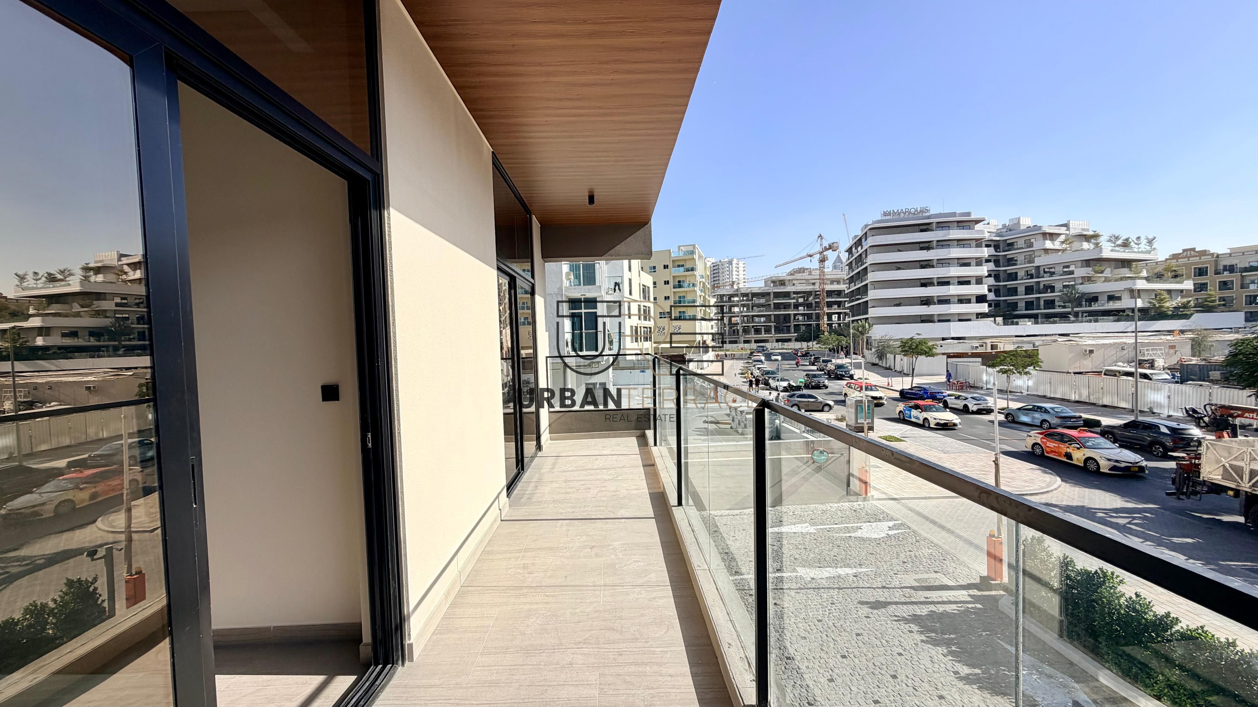 BRAND NEW | SPACIOUS & BRIGHT | READY TO MOVE IN