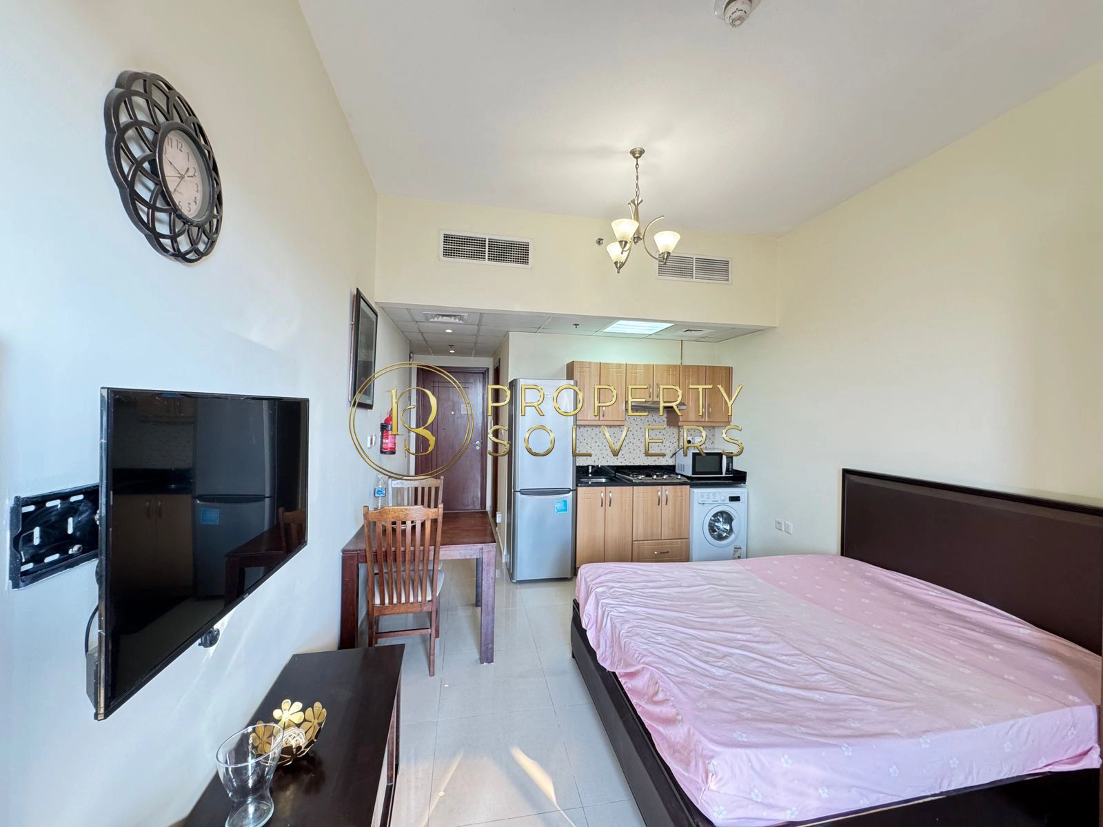 Stunning Studio | Prime Location | Great Amenities