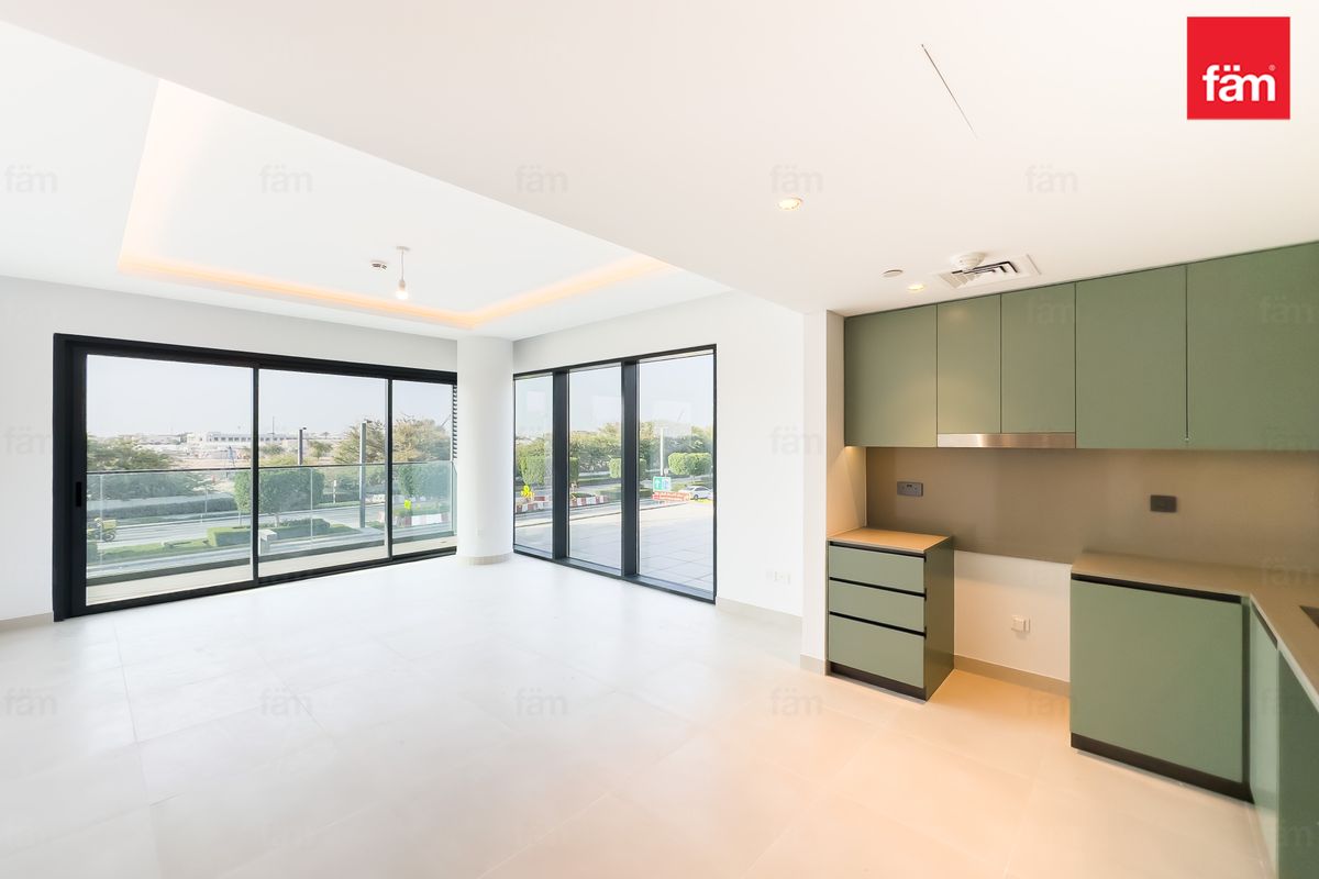 New | 1 Bedroom in Myrtle | Ready