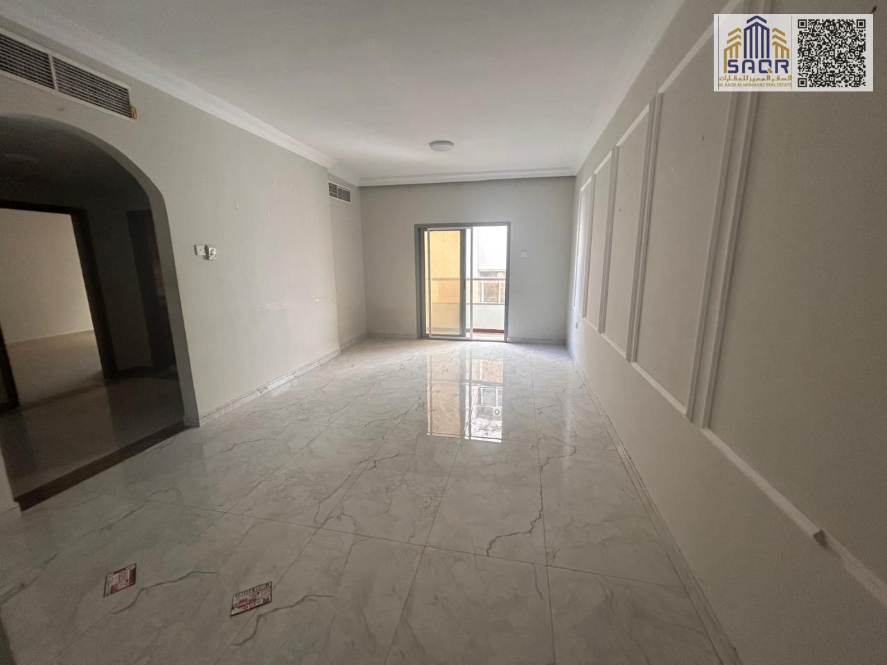 A golden opportunity in Al Nuaimiya – a spacious two-bedroom apartment with a living room at a reasonable rent.