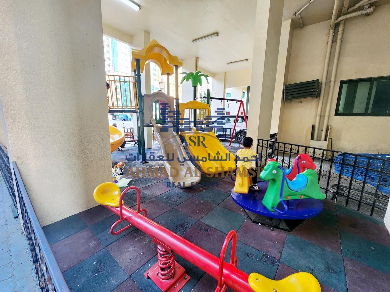 Specious 2 bhk apartment || separate hall with balcony || family building || very prime location