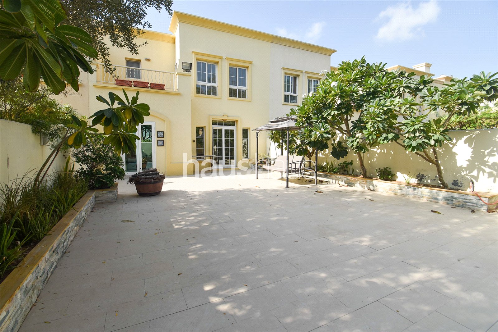 Well Maintained | 3M | Open Plan