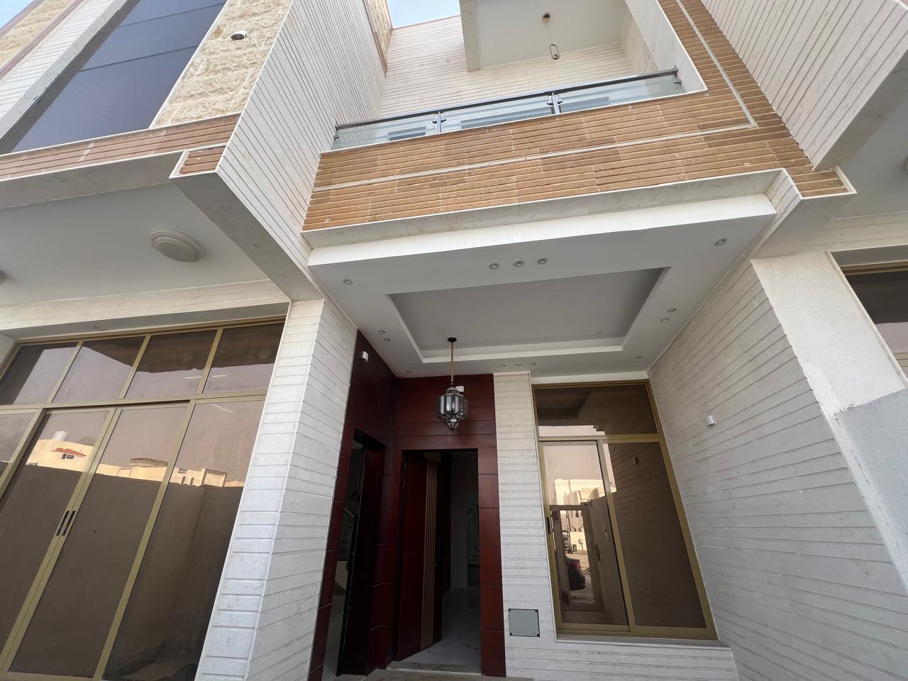 Sale Townhouse Helio 2 Ajman 4 Master BR Majlis Living Kitchen Area 160m Price 1350000 AED All inclusive fees Call us now for more information. . . . . . . .