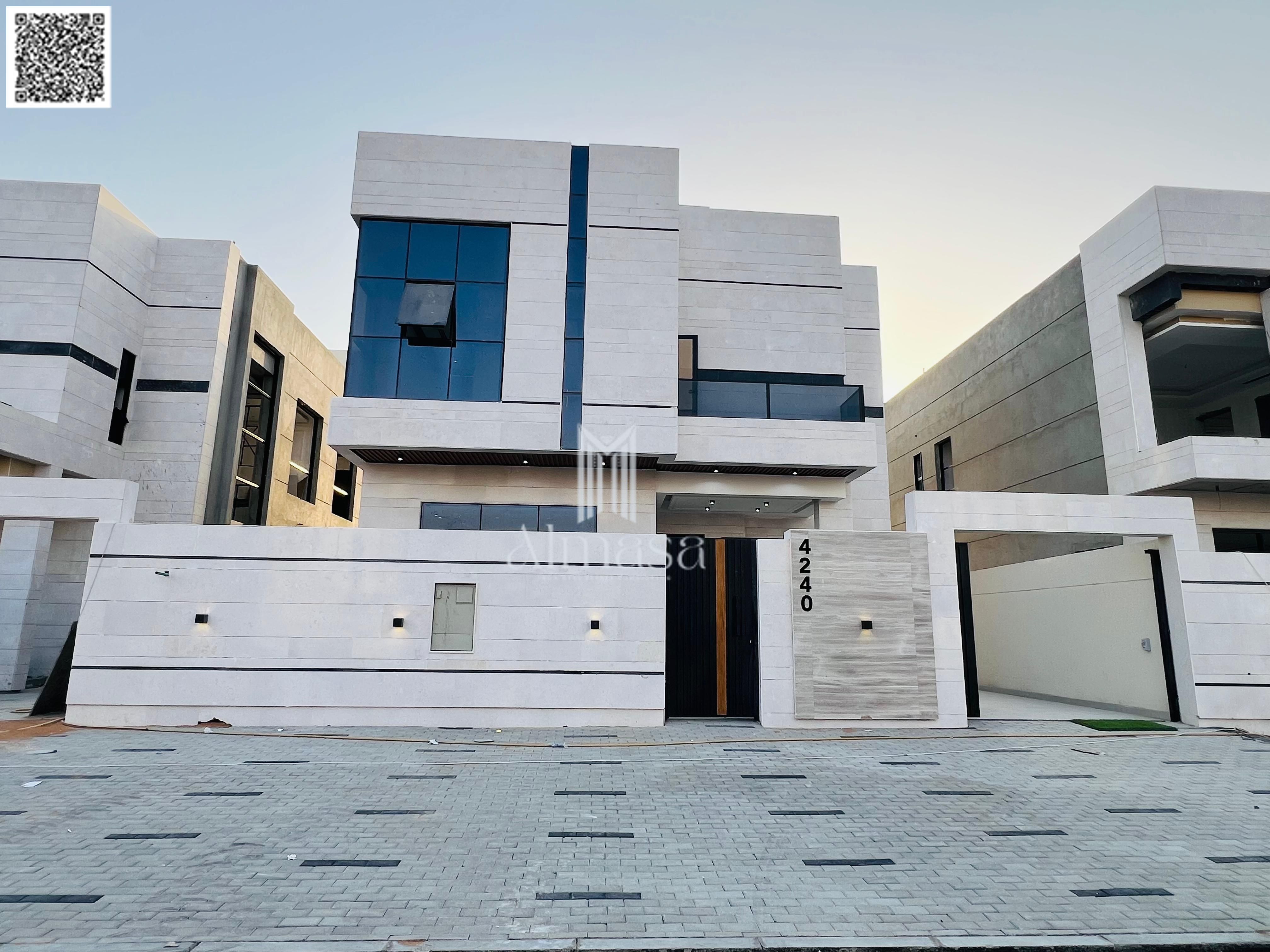 Own your dream villa in Al-Haliyo 2 area at a price including registration fees and negotiable - Two floors & large courtyard