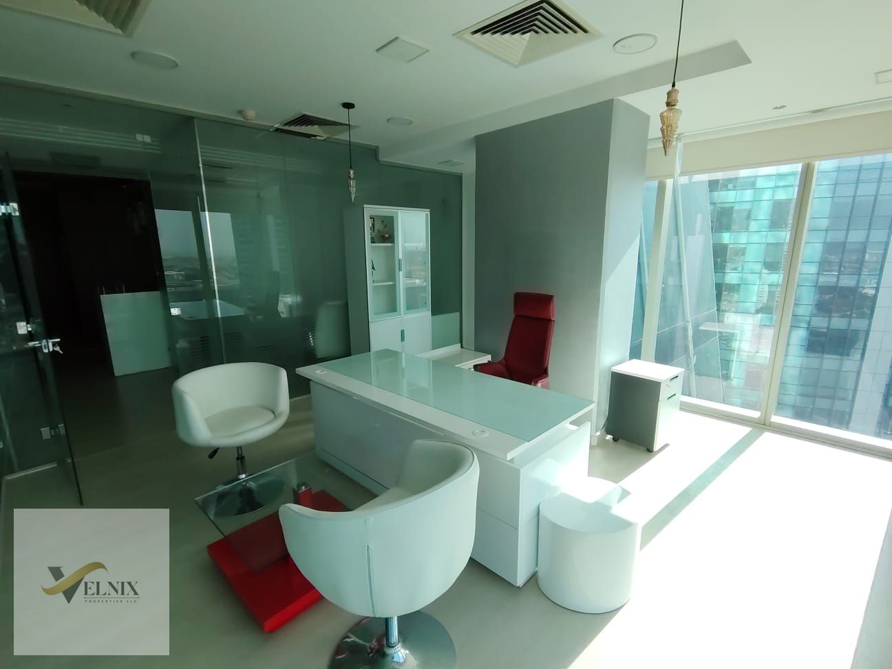 Furnished | Close to Metro | WR & Pantry Inside | Higher Floor | Floor to Ceiling Windows