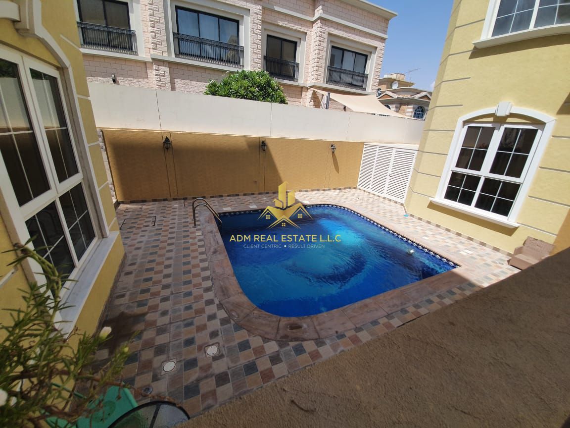 *GRAB THE DEAL*HUGE 4BR VILLA-ALL MASTER-MAIDS ROOM-PVT ENTRANCE-SHARED POOL -STORE-LAUNDRY-AWAY FROM FLIGHT PATH-PRIME LOCATION