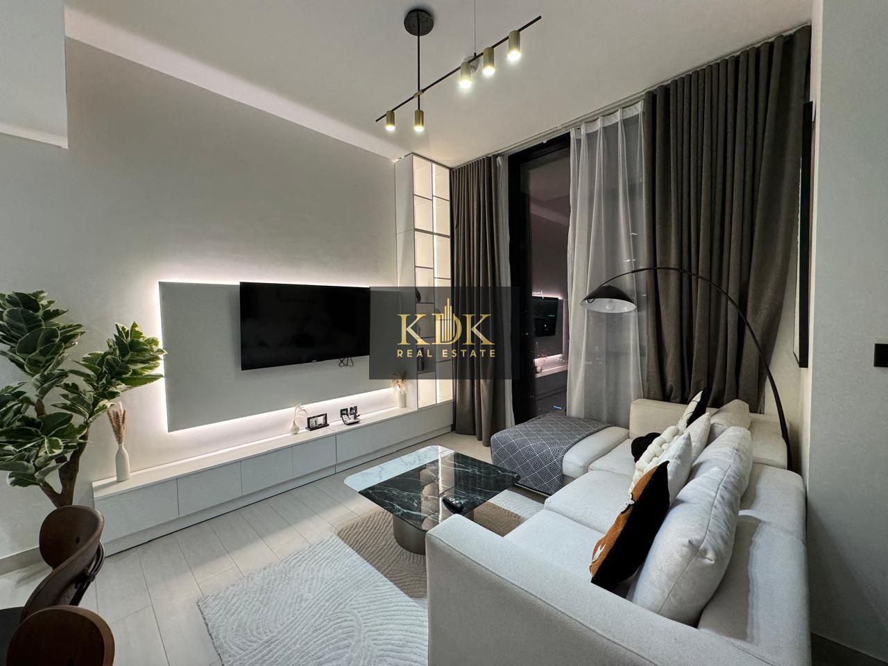 Fully furnished | 2BR + Pool | Ready to Move