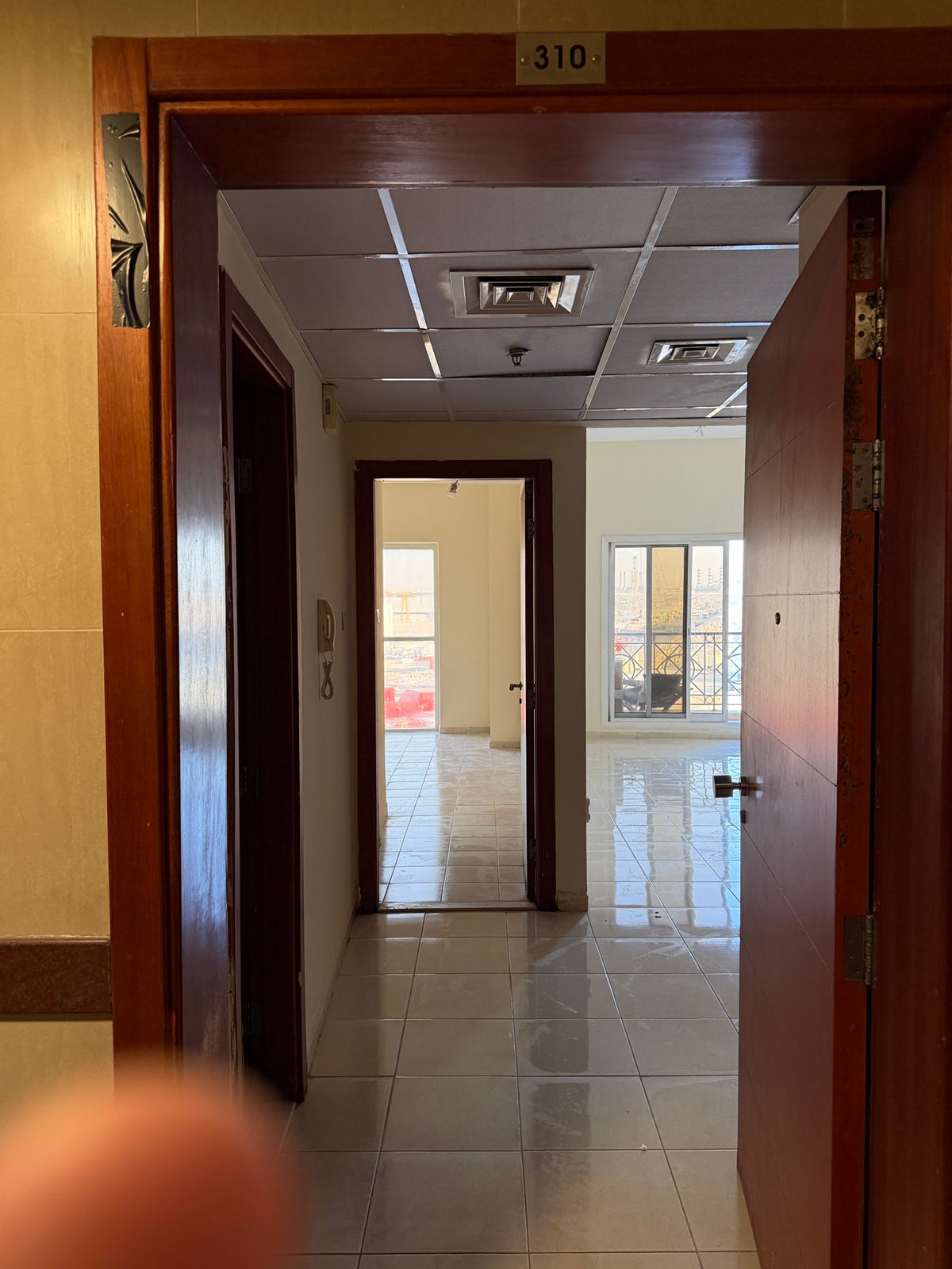 Vacant 1 Bedroom Apartment for Sale in CBD