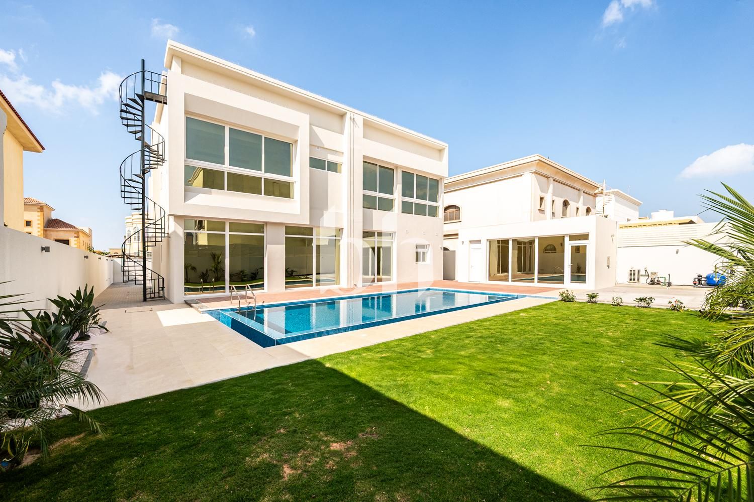 Brand New | 5BR Modern Villa with Infinity Pool