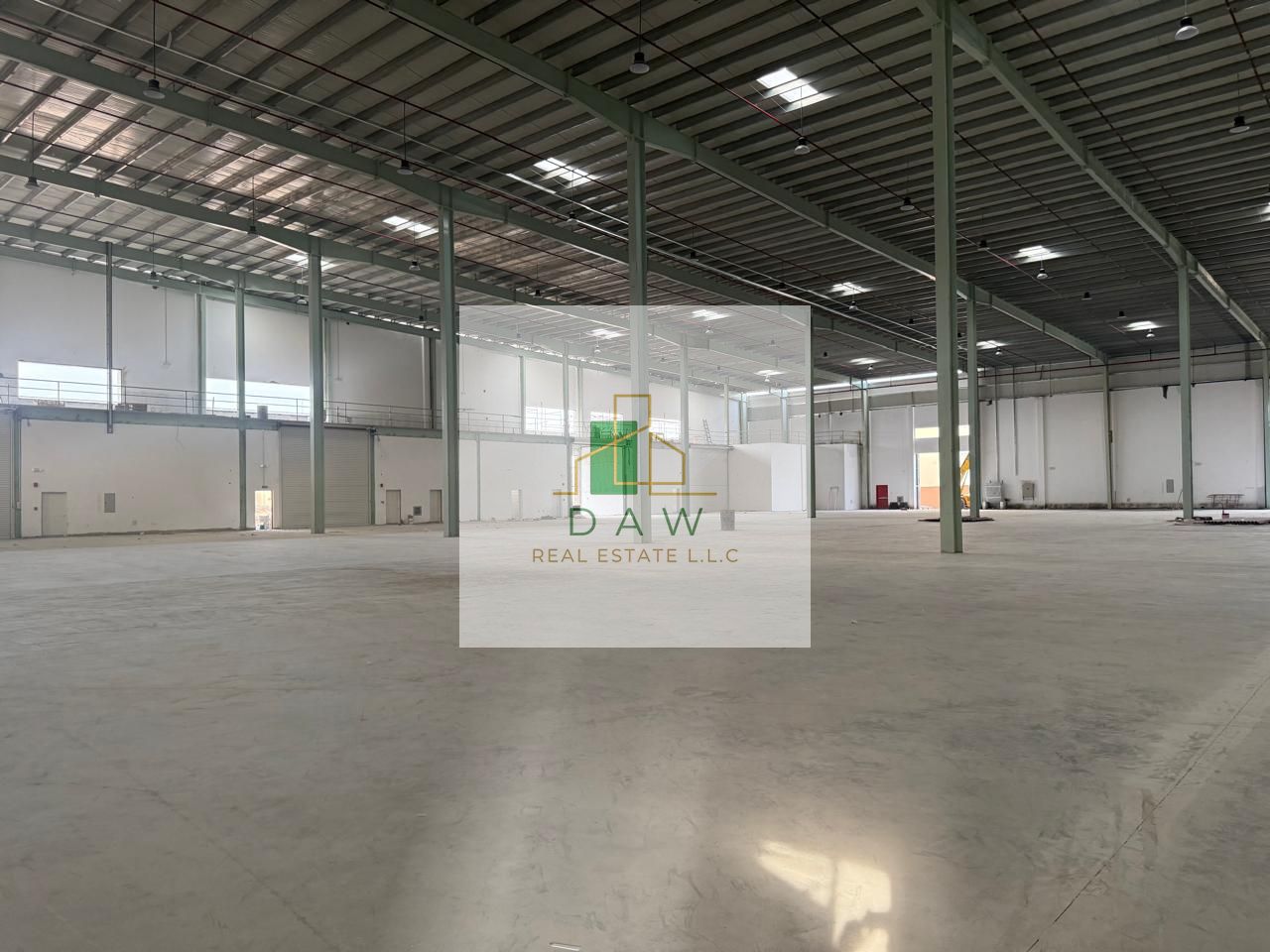 95000 SQFT BRAND NEW WAREHOUSE SHOWROOM FOR RENT IN UMQ
