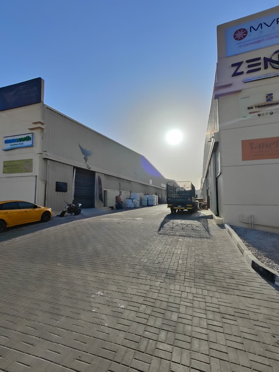 Prime Industrial Warehouse for Rent - DIP2