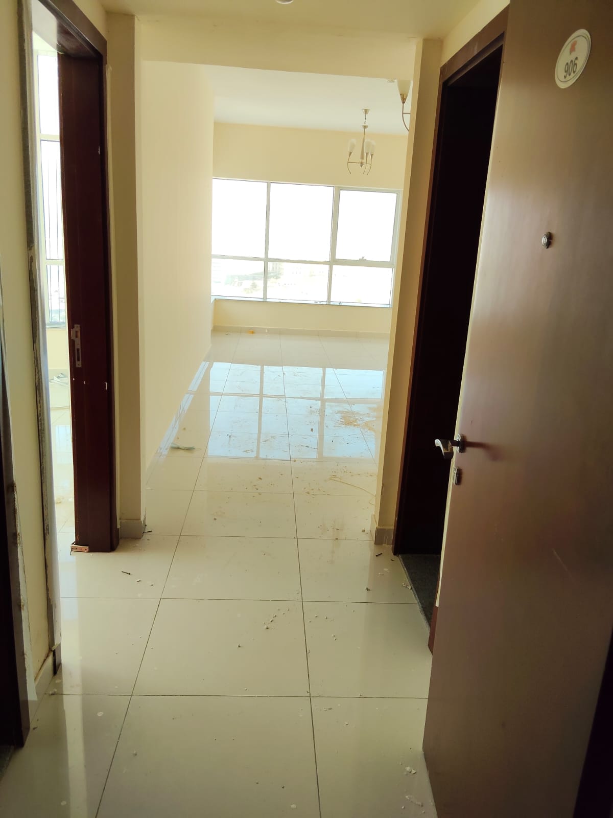 Stunning sea view Very spacious living room Al Taawun area – close to the Corniche Prime and lively residential location Price: AED 39,