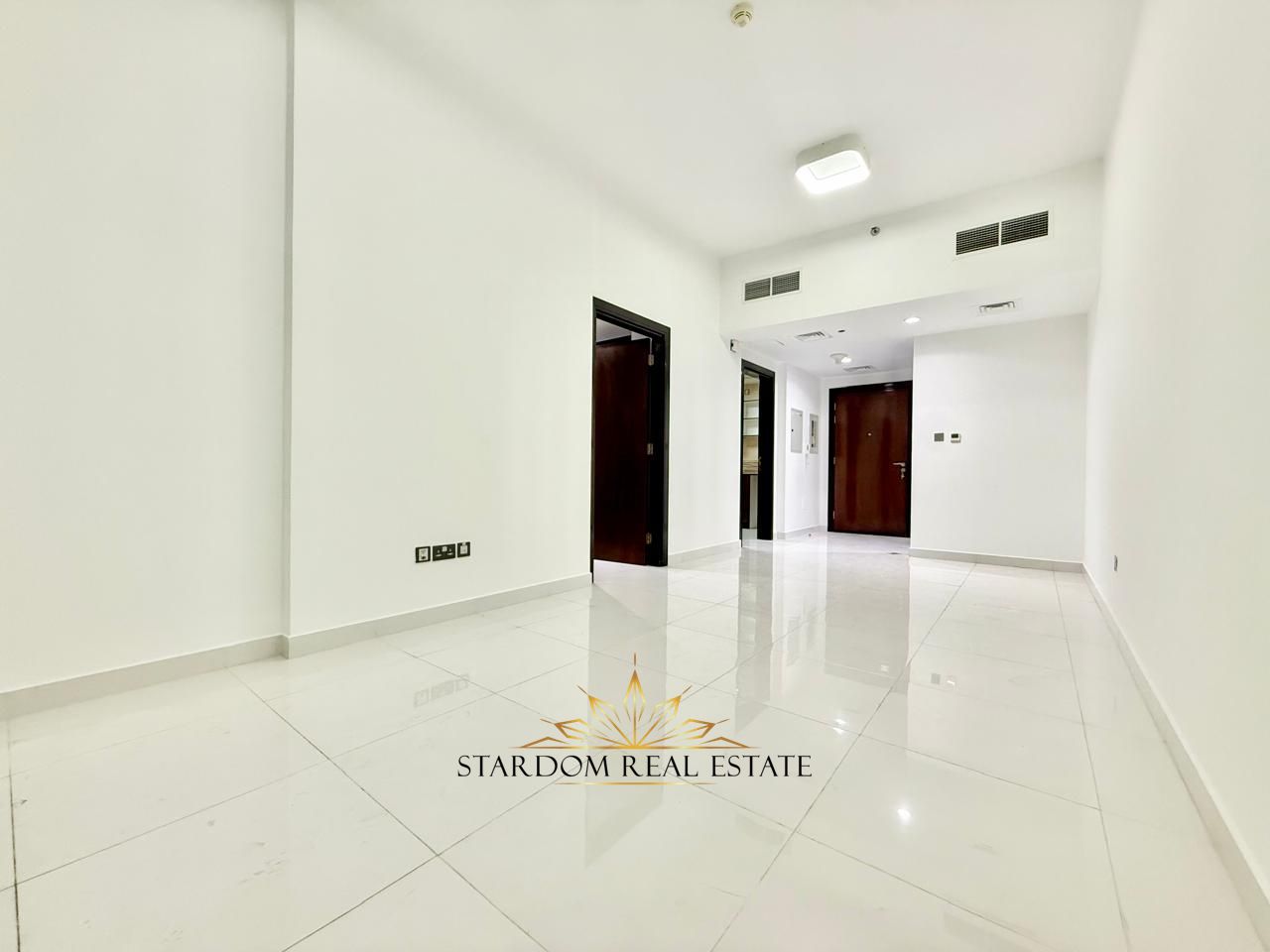 1 BR | CLOSED KITCHEN | AVAILABLE FROM MARCH 1