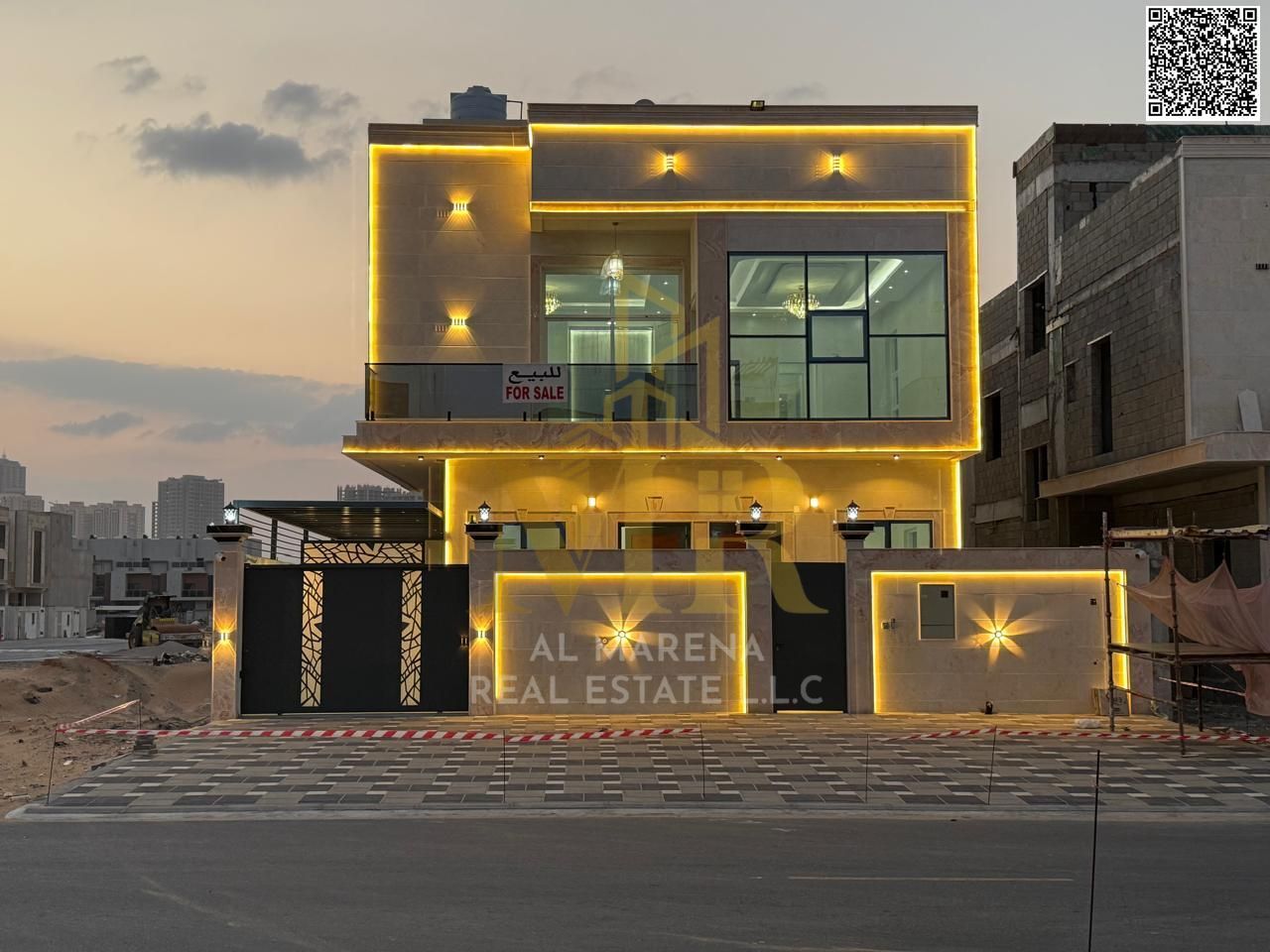 Villa for sale in Al-Haliyo – two floors and a roof, 5 master bedrooms, modern design, fees included