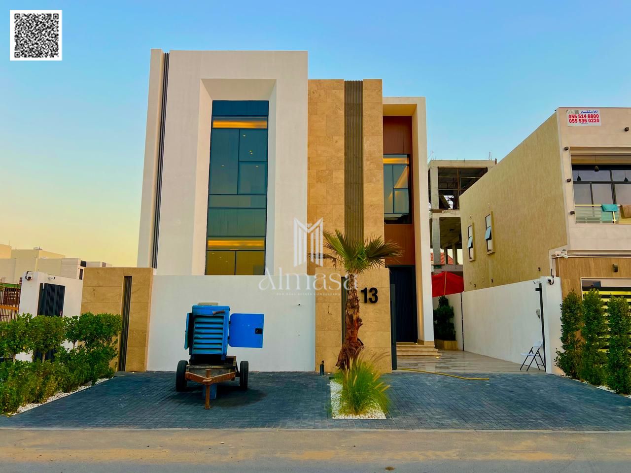For sale: A villa with high-end finishes in Al-Haliou 2 area, directly behind services. Excellent location, VIP finishing. The villa has a great setb