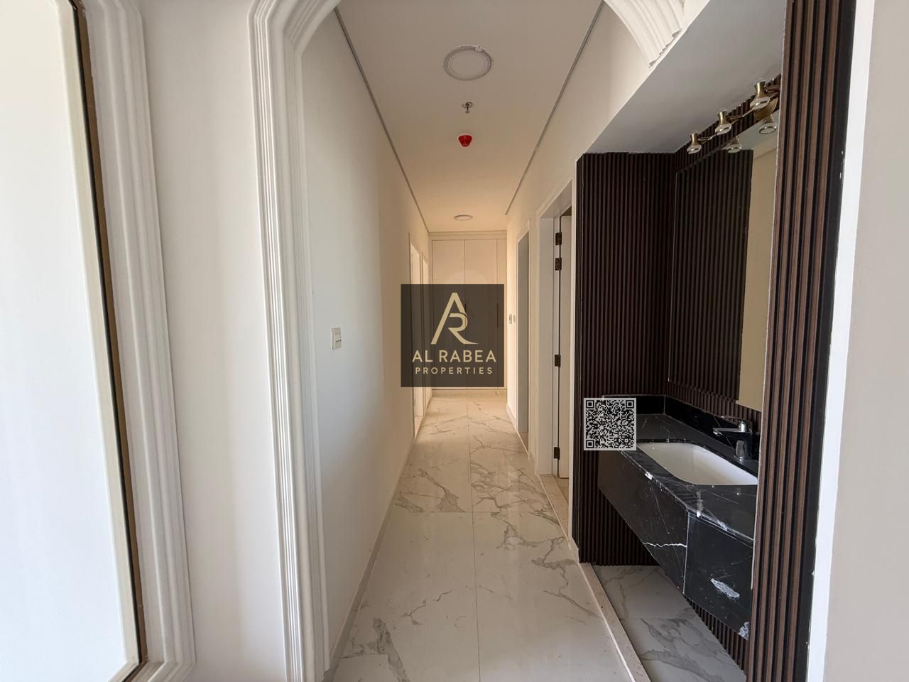 Open view - Wardrobes - Swimming pool - 1st tenant