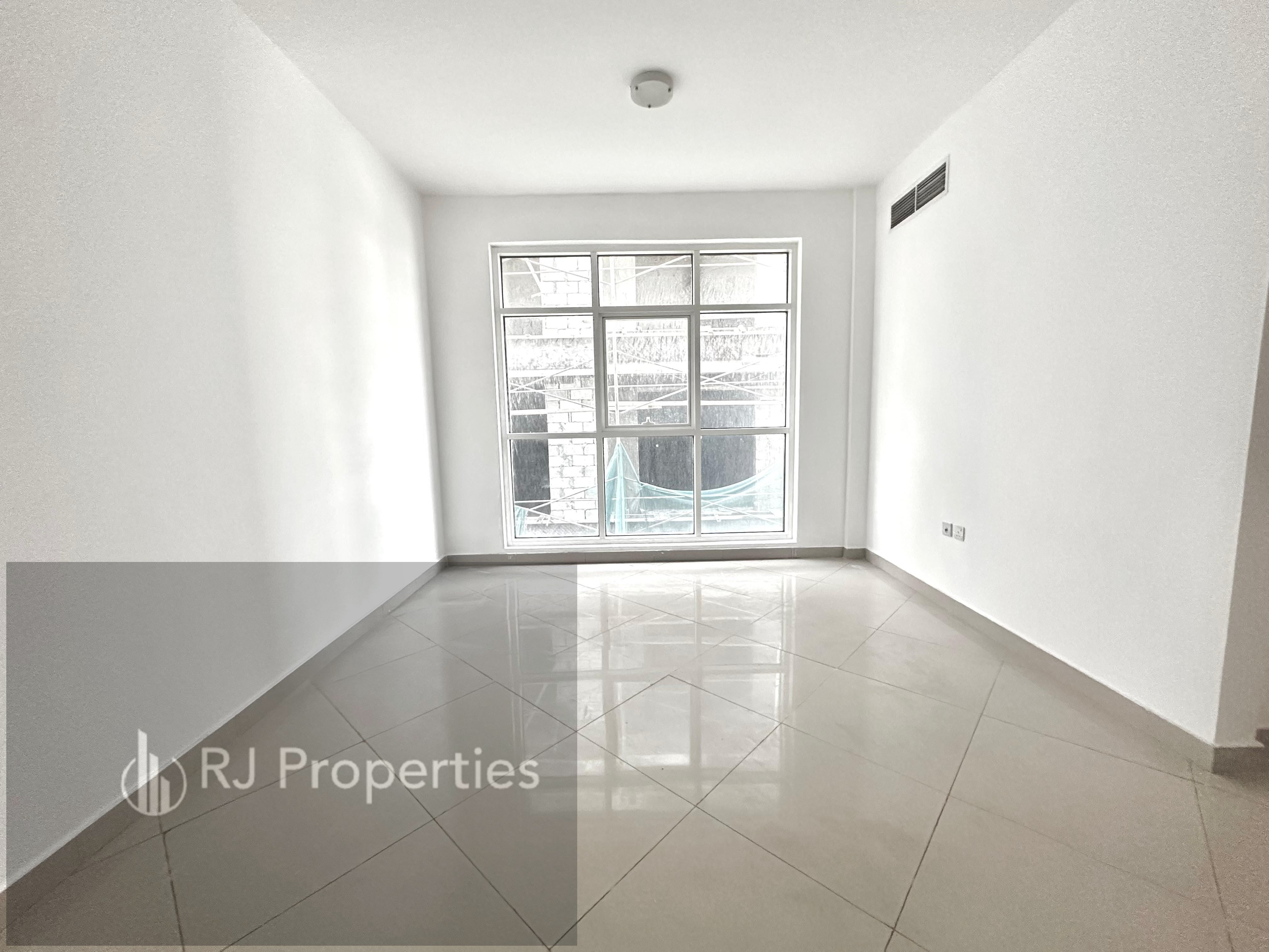 Luxury Huje Spacious Appartment Like Brand New Building