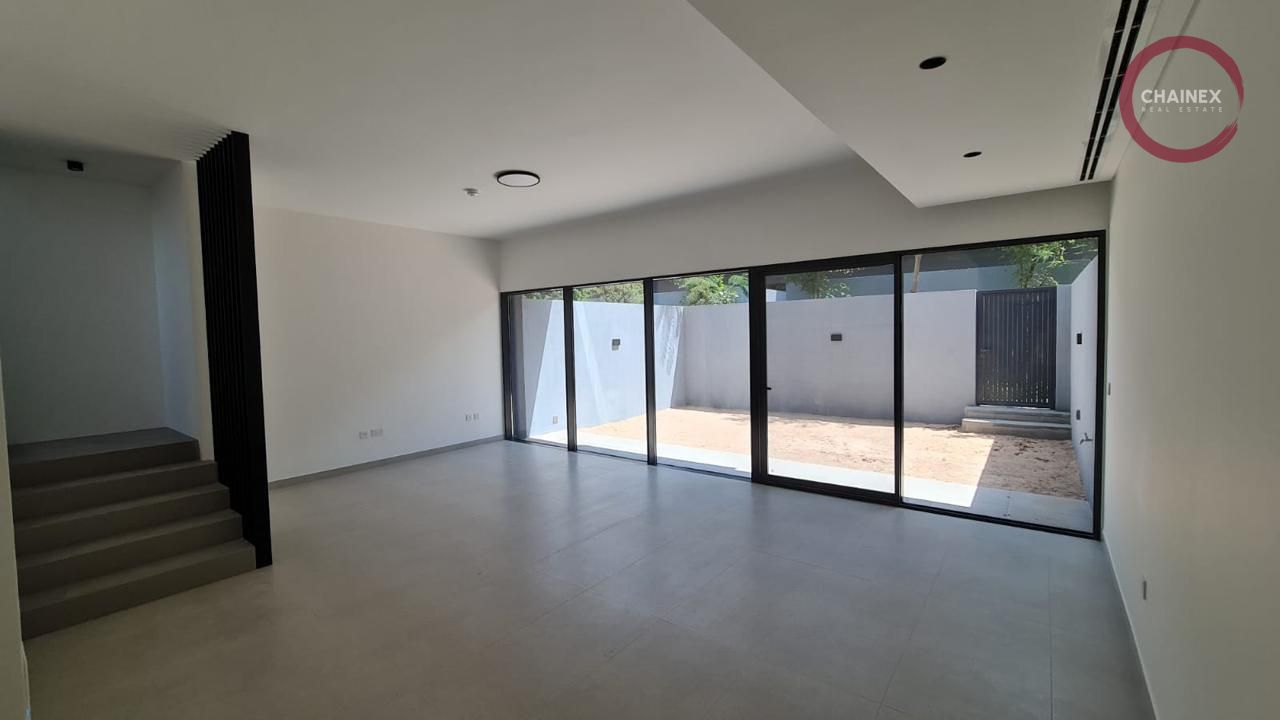 3BR Single Row Townhouse | Brand New | Garden Views