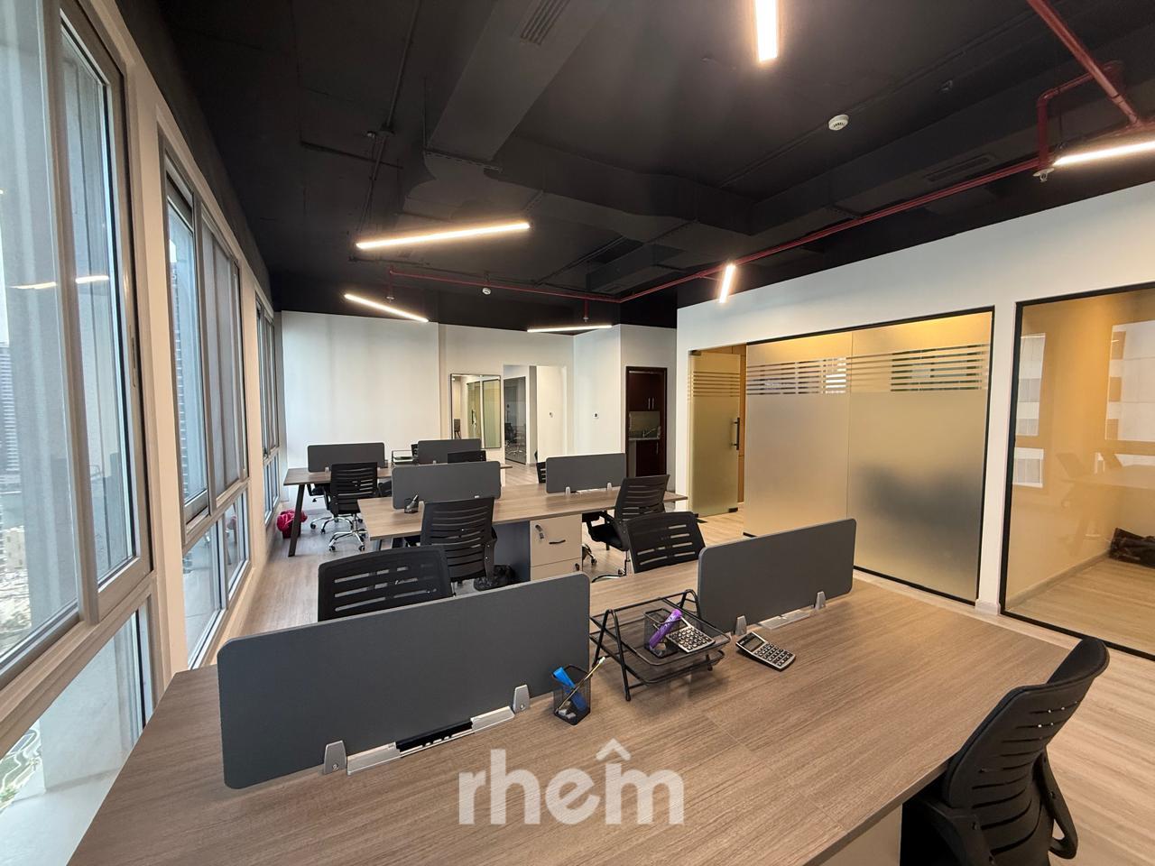 Skyline Office | Prime Location | Upgraded