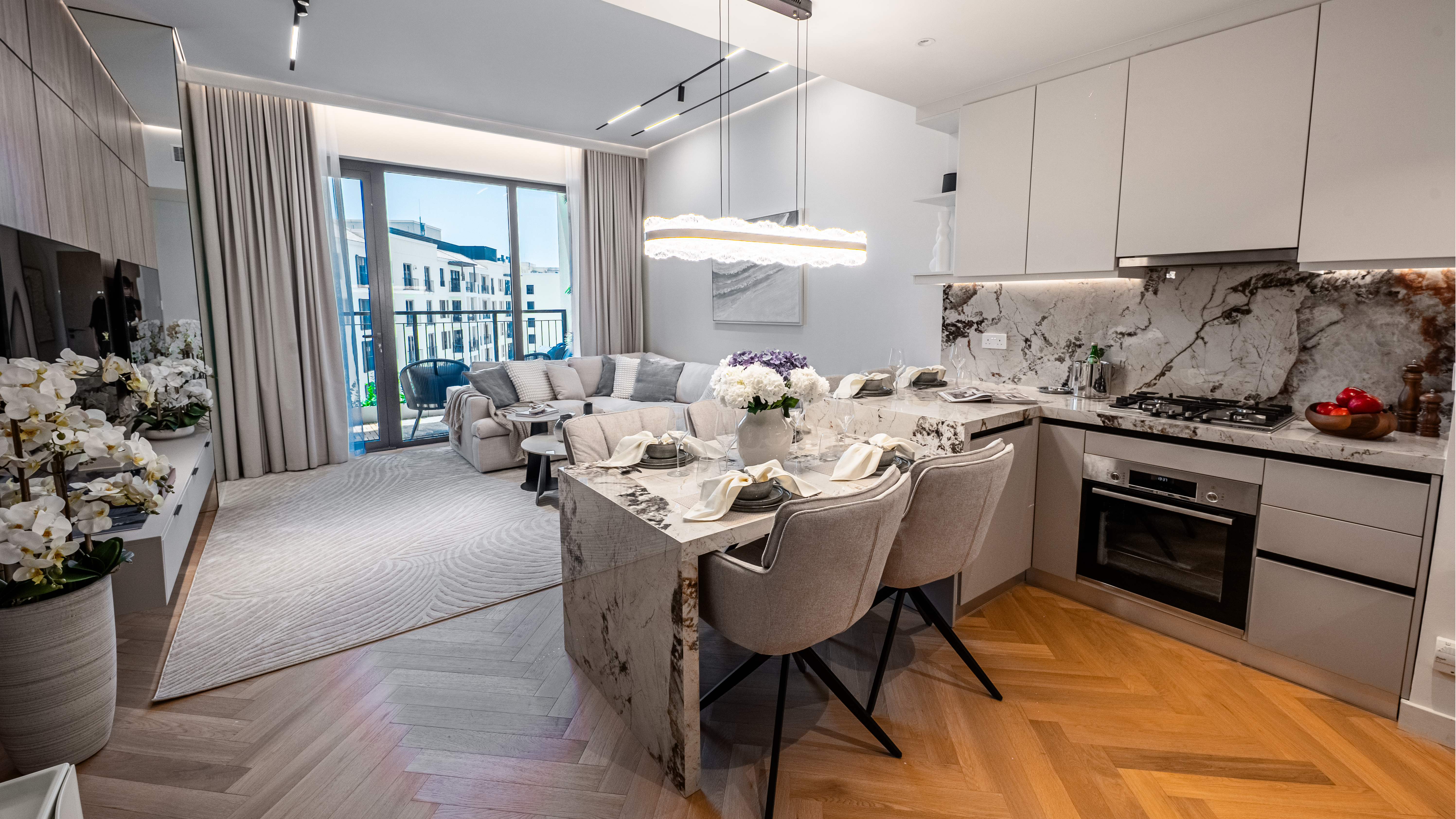 Fully furnished 2 Bedrooms | Waterfront living | Ready to move in