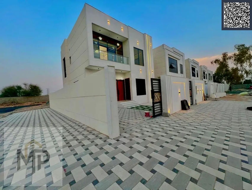 Your chance to own a freehold villa with a rooftop terrace, available to all nationalities. Registration and ownership fees included. Ready to move in