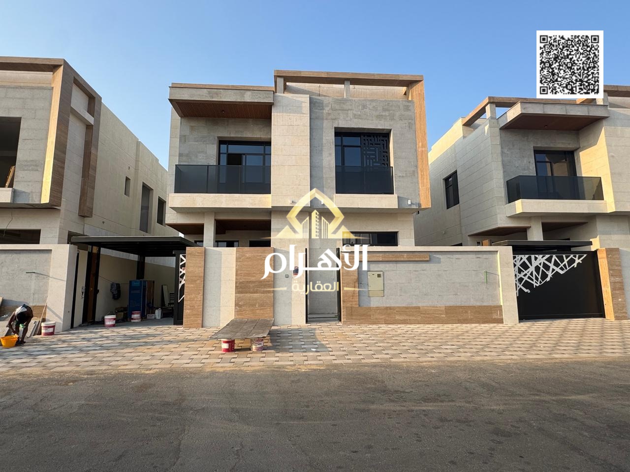 Villa for sale in Al Yasmin neighborhood – 5 master bedrooms – 3014 sq ft – Electricity and water included