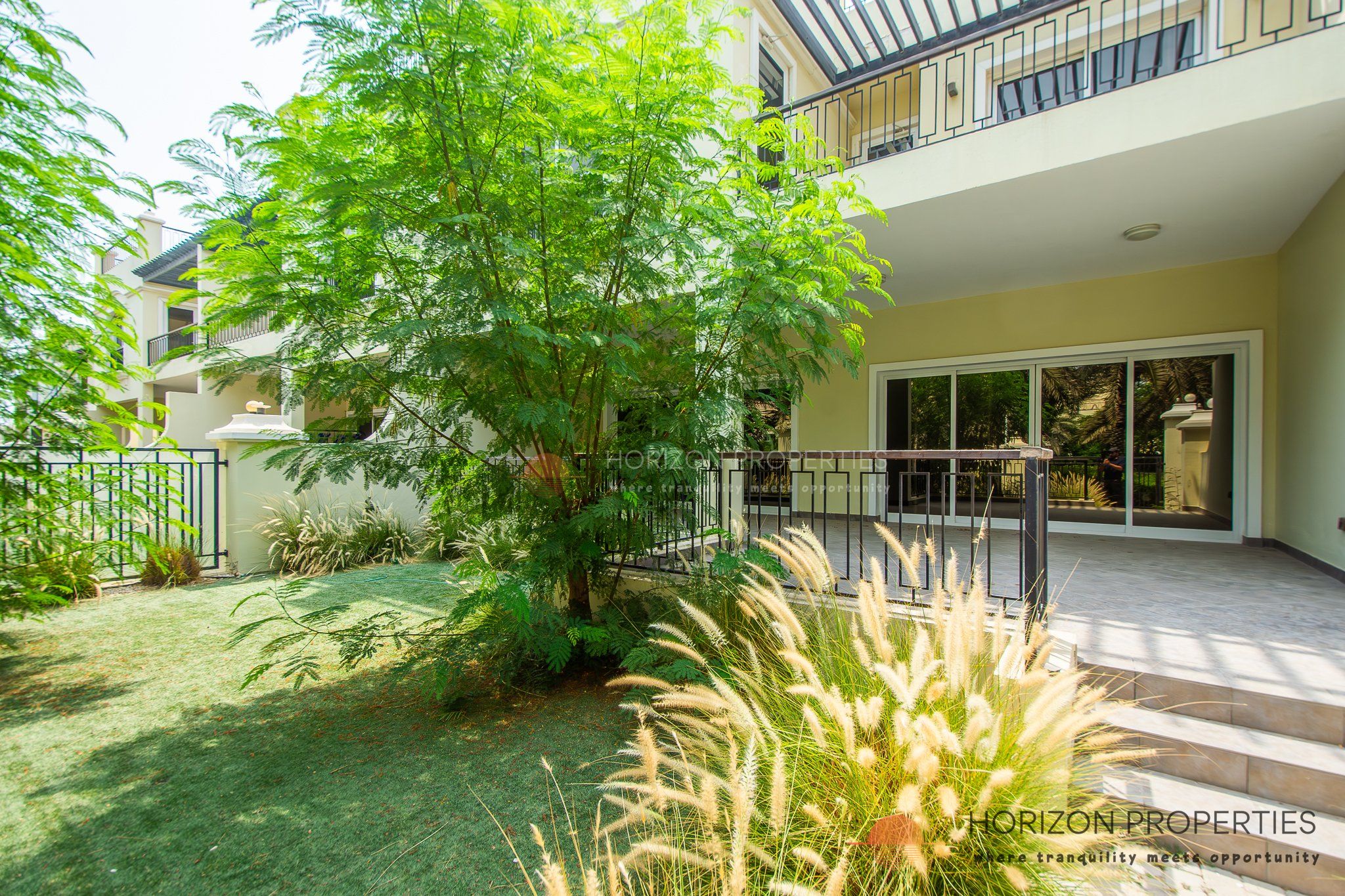 Spacious townhouse | Tenanted | Investment