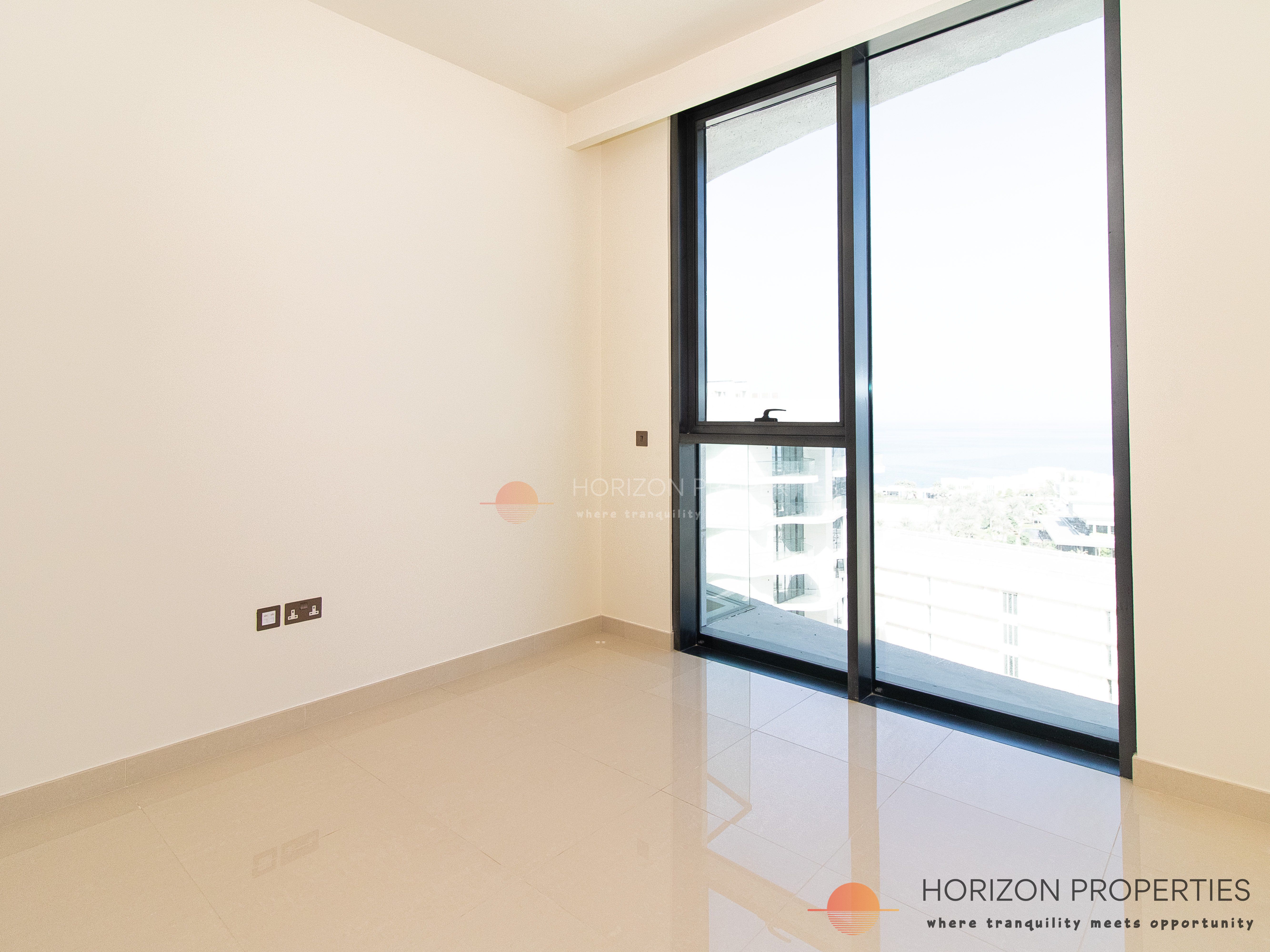 Great Views | Vacant | Unfurnished