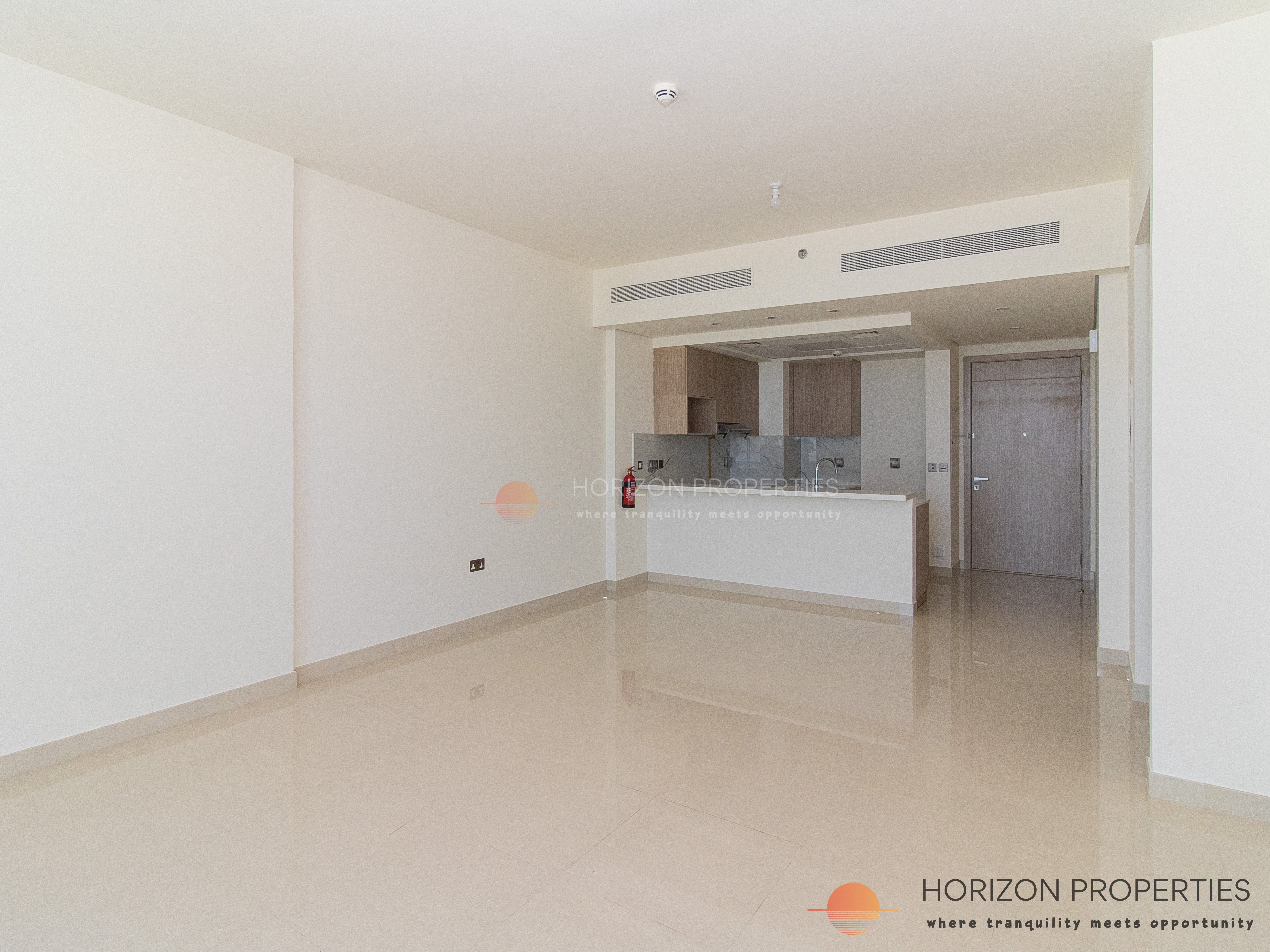Great Location | Vacant | Waterfront Living