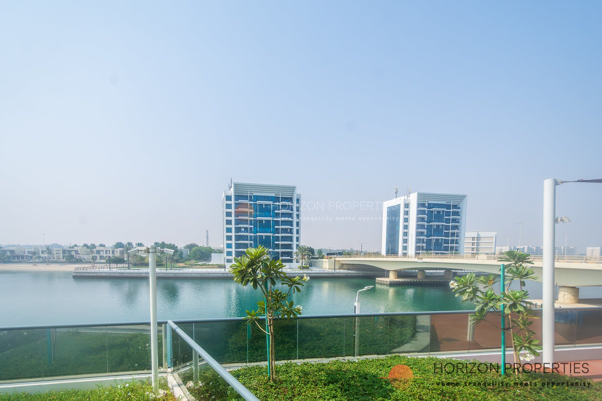 Lagoon View | Vacant | Large Layout