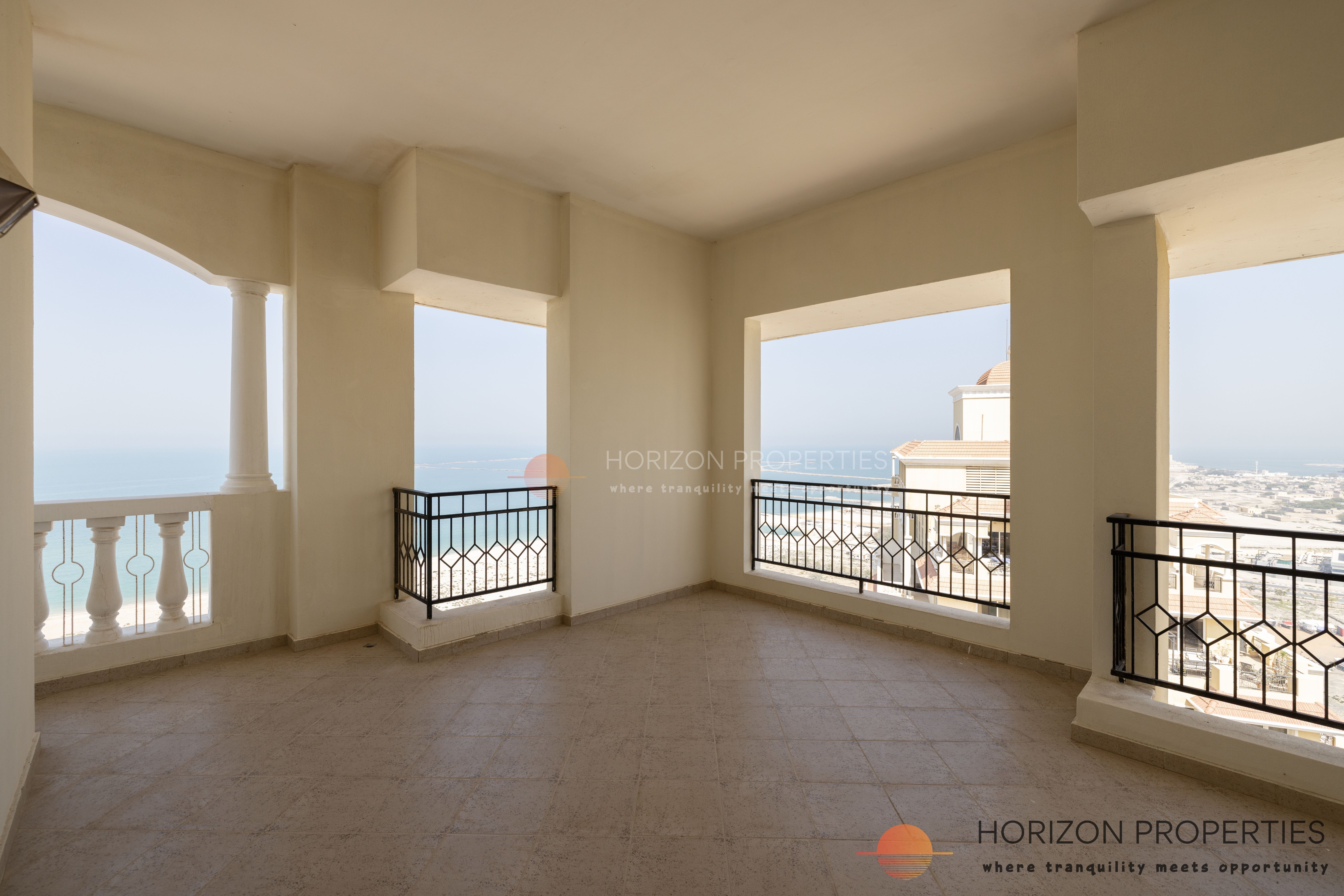 Sea & Lagoon View | Vacant Nov