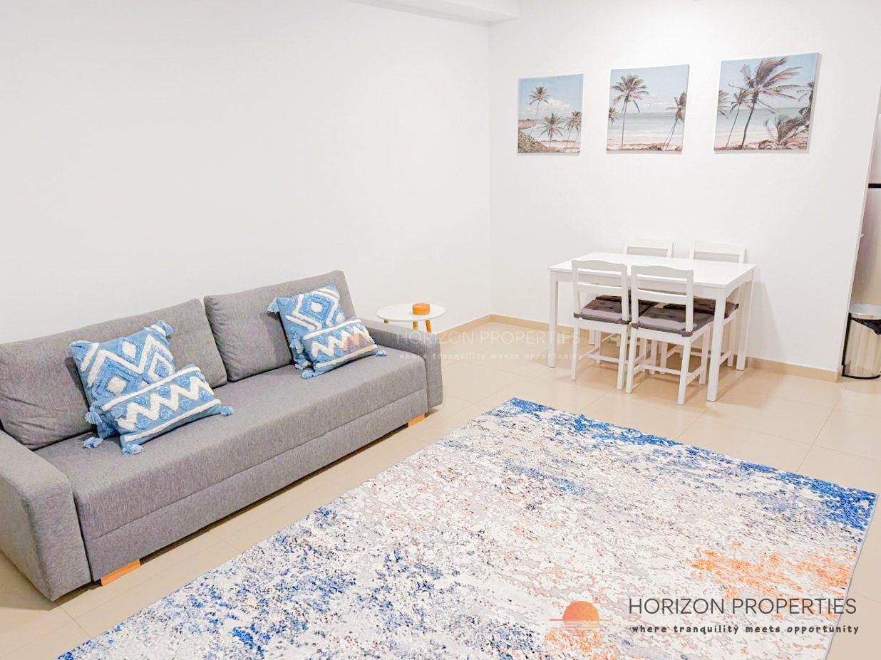 Seaview | Vacant | Modern Upgrades