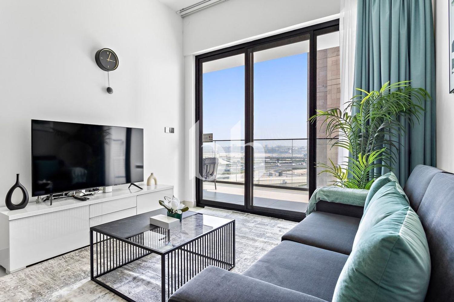 1 BR Fully Furnished | Available from 11th March