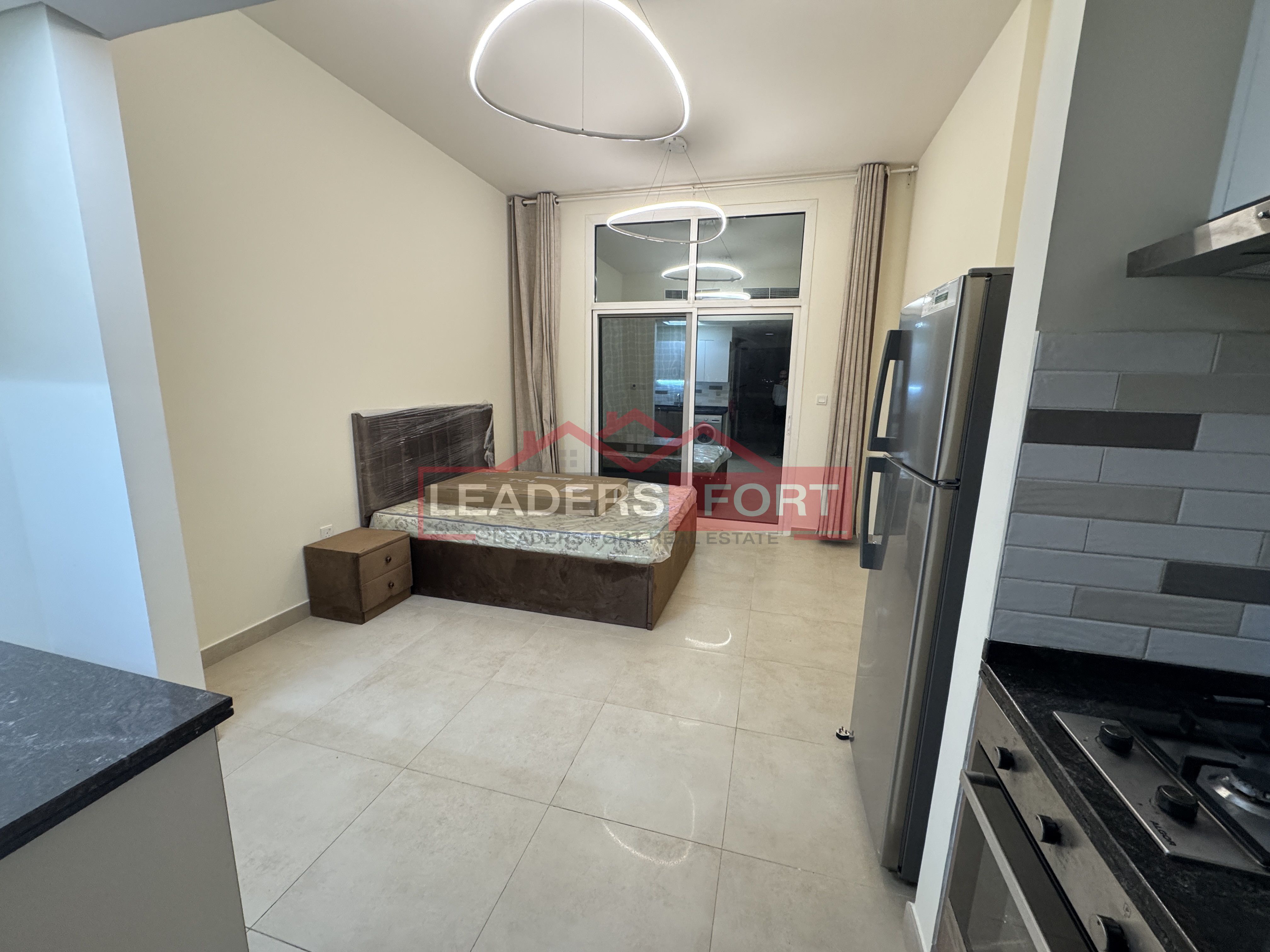 6000/MONTH INCLUDING BILLS | NEXT TO BUS STOP | VACANT