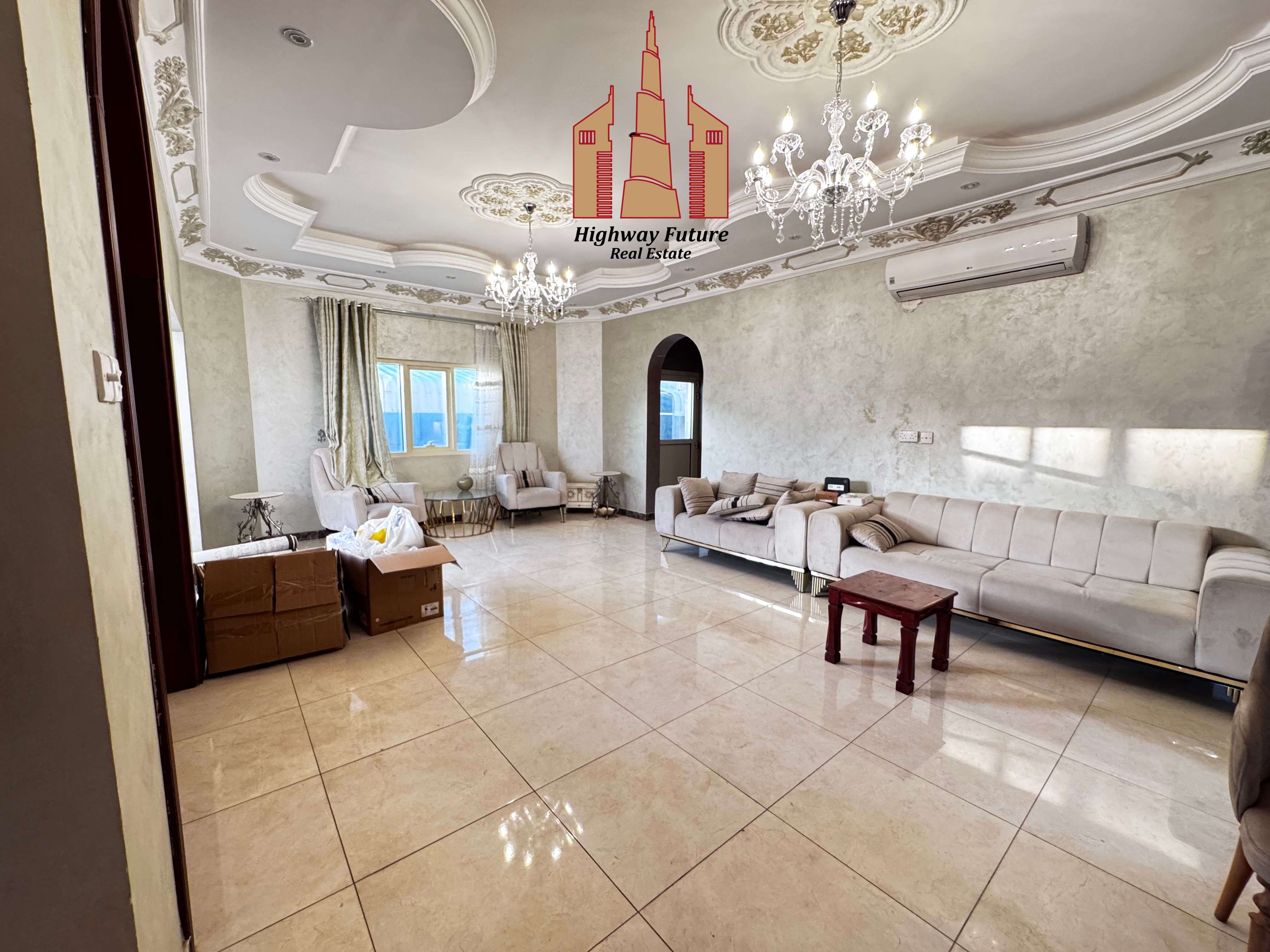 Spacious 5bedroom villa for rent with separate pool store room maid room