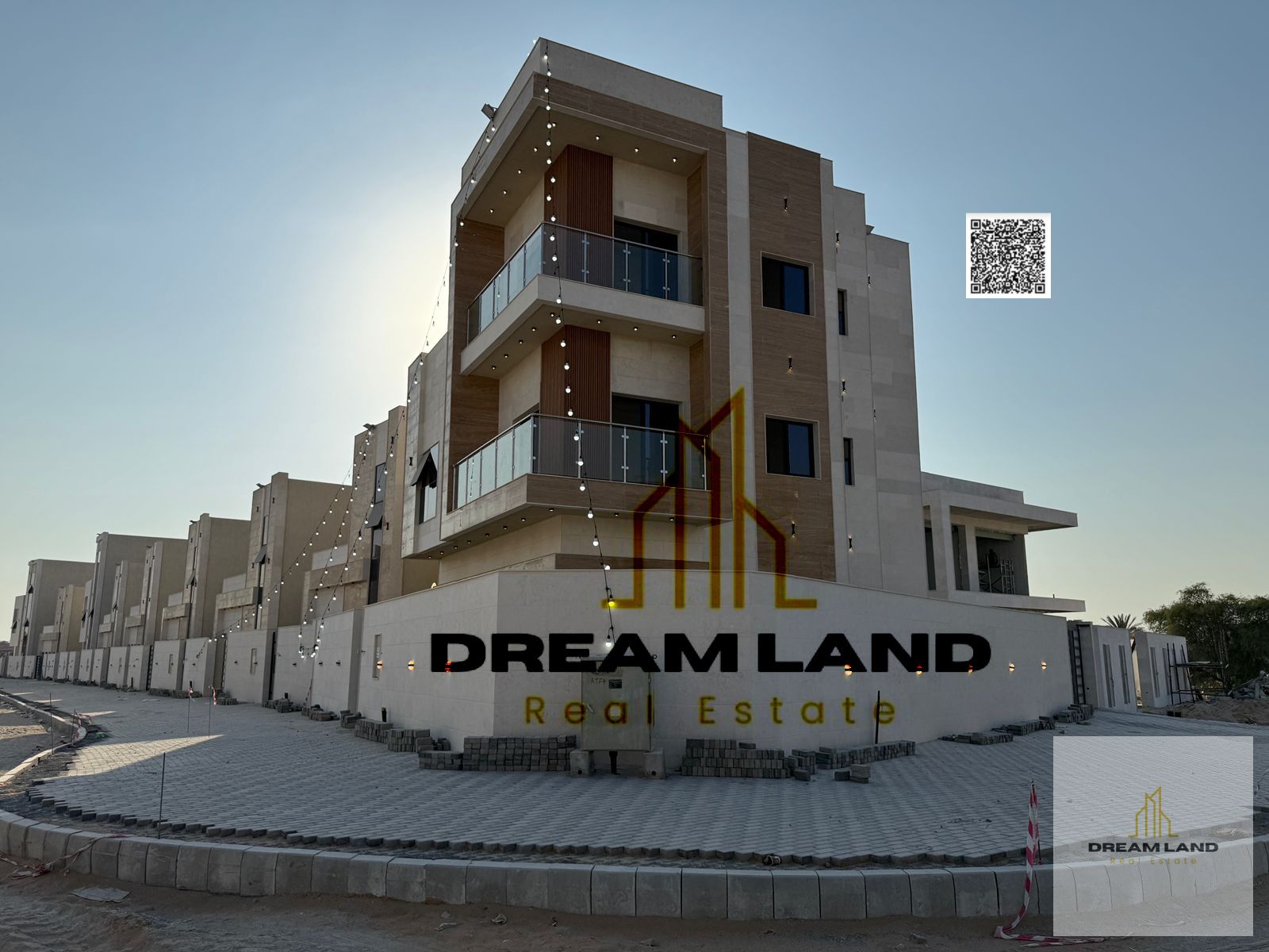 Amazing villa at the corner of 2 streets consists of 5 master bedrooms with built in wardrobes and rooftop, including registration fee