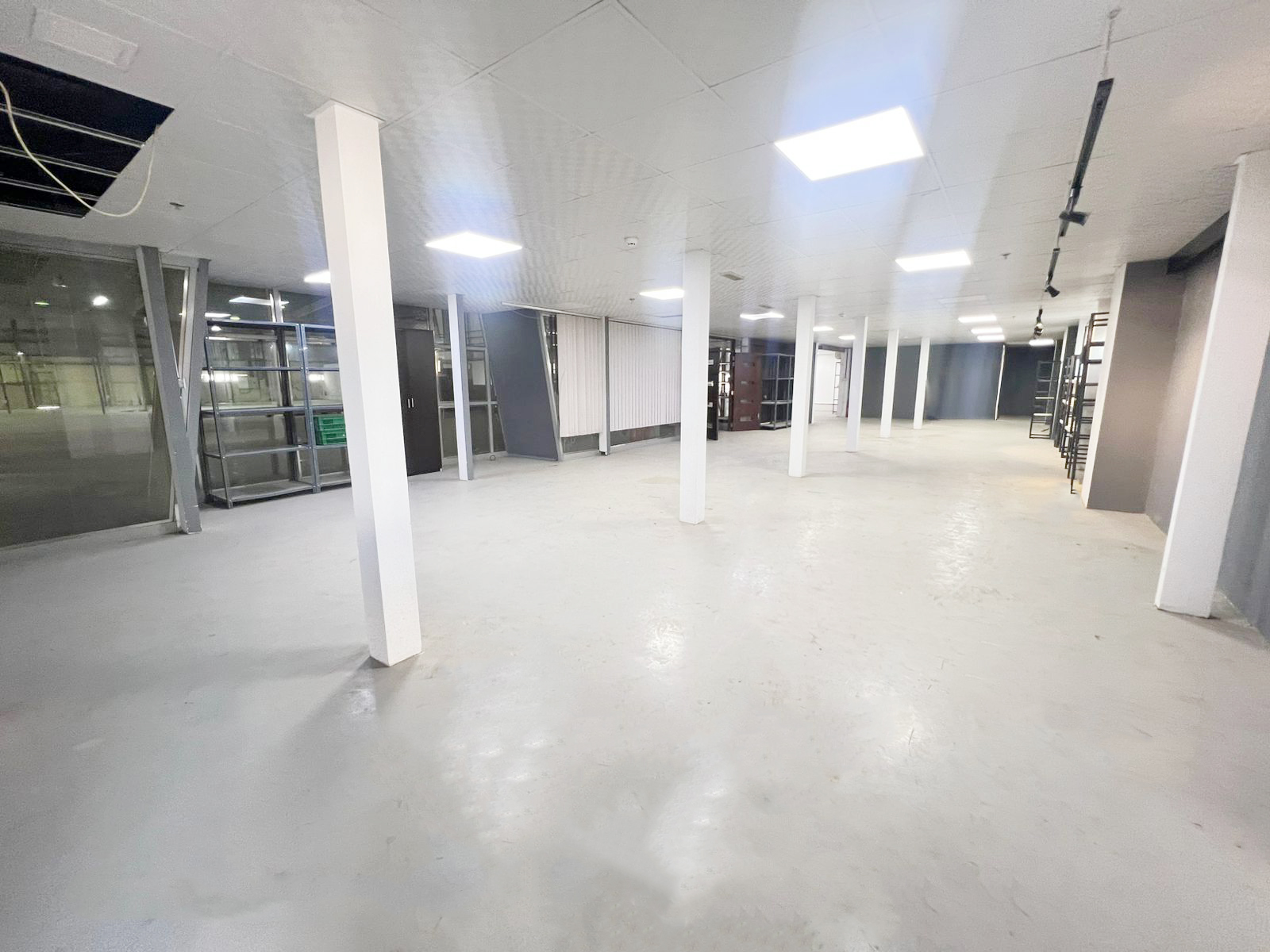 400 KW 26000 sqft Industrial Warehouse in DIP 1