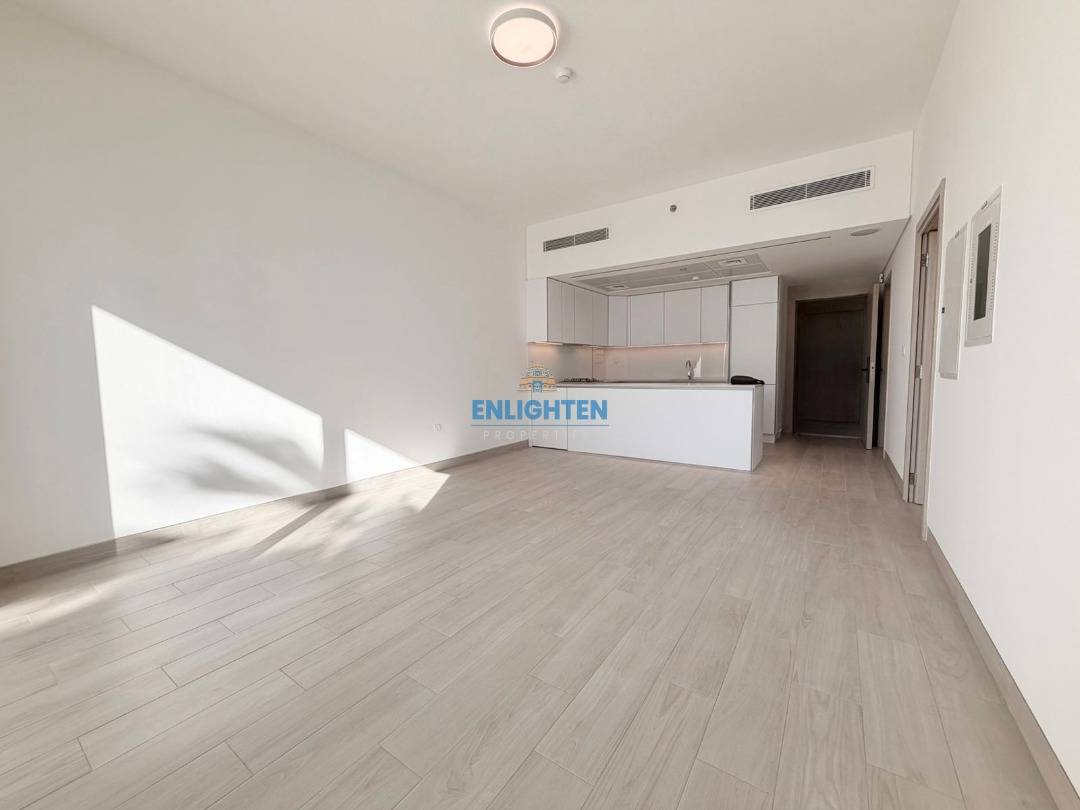 LOW FLOOR | GARDEN FACING | 1-4 CHEQUES | MOVE IN