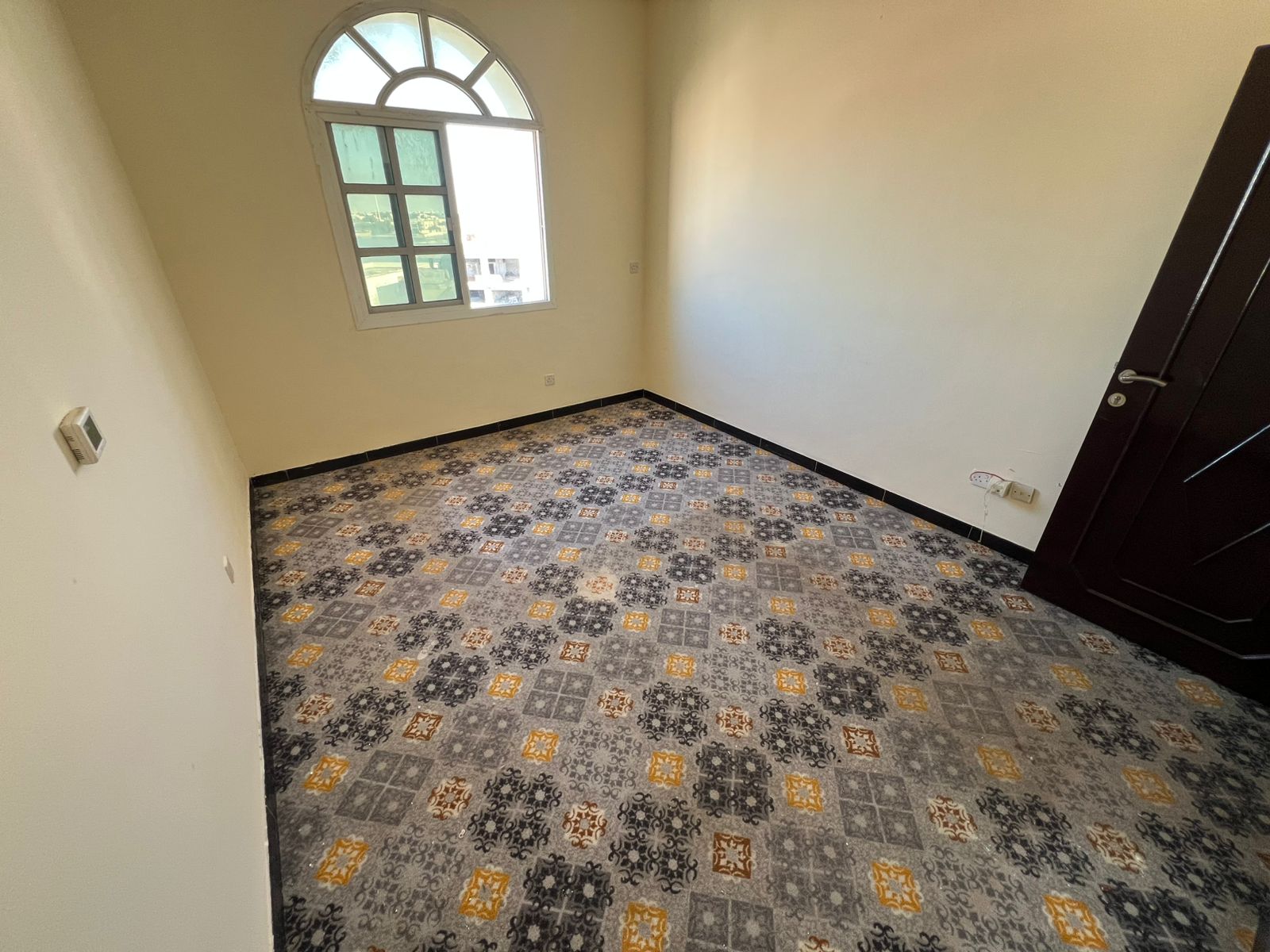 Beautiful studios for annual rent, separate kitchen, large area, in Al Rashidiya 1.