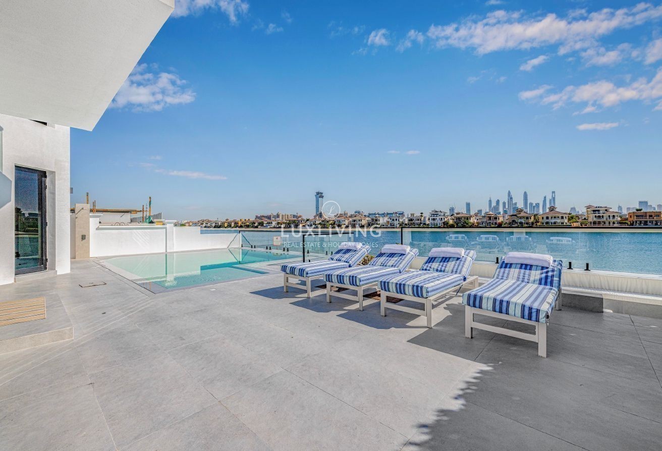 All Bills Included | Upgraded Villa | Marina View