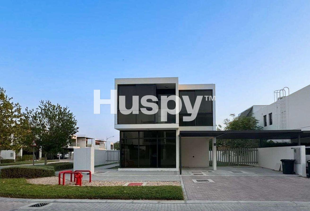 Vacant Soon | Corner Plot | Standalone Villa