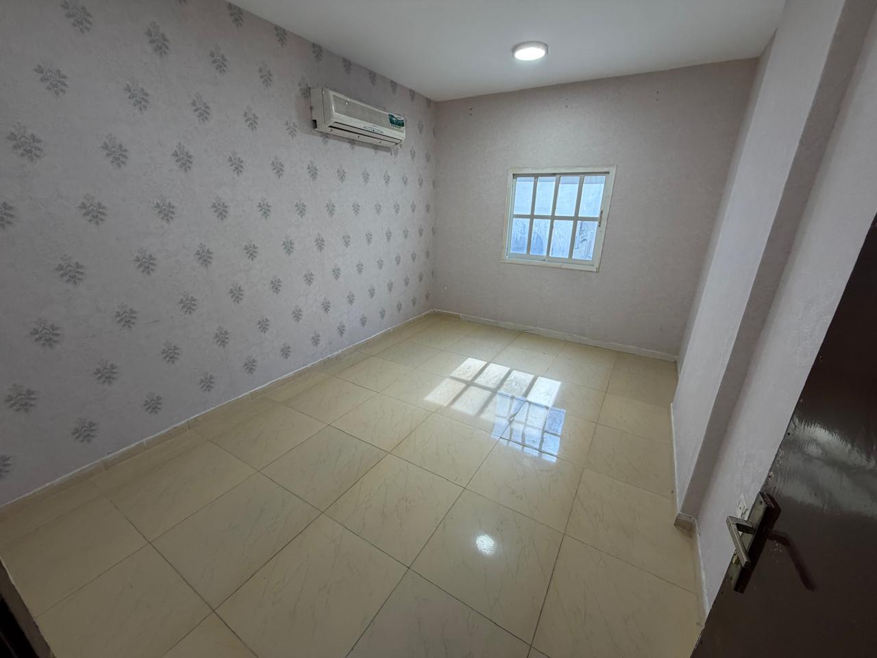 One bedroom and living room, first row on the Corniche, family building, maintenance is the owner's responsibility, 2 balconies, parking in the baseme