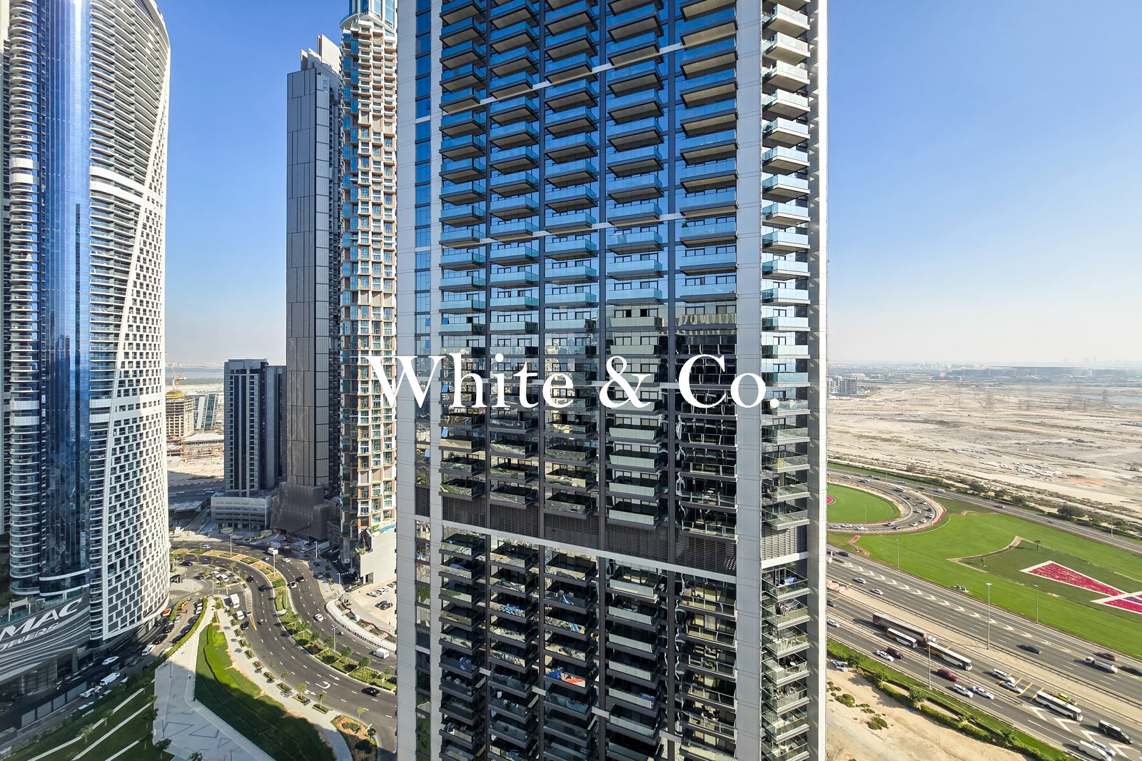 Exclusive | Studio | High floor
