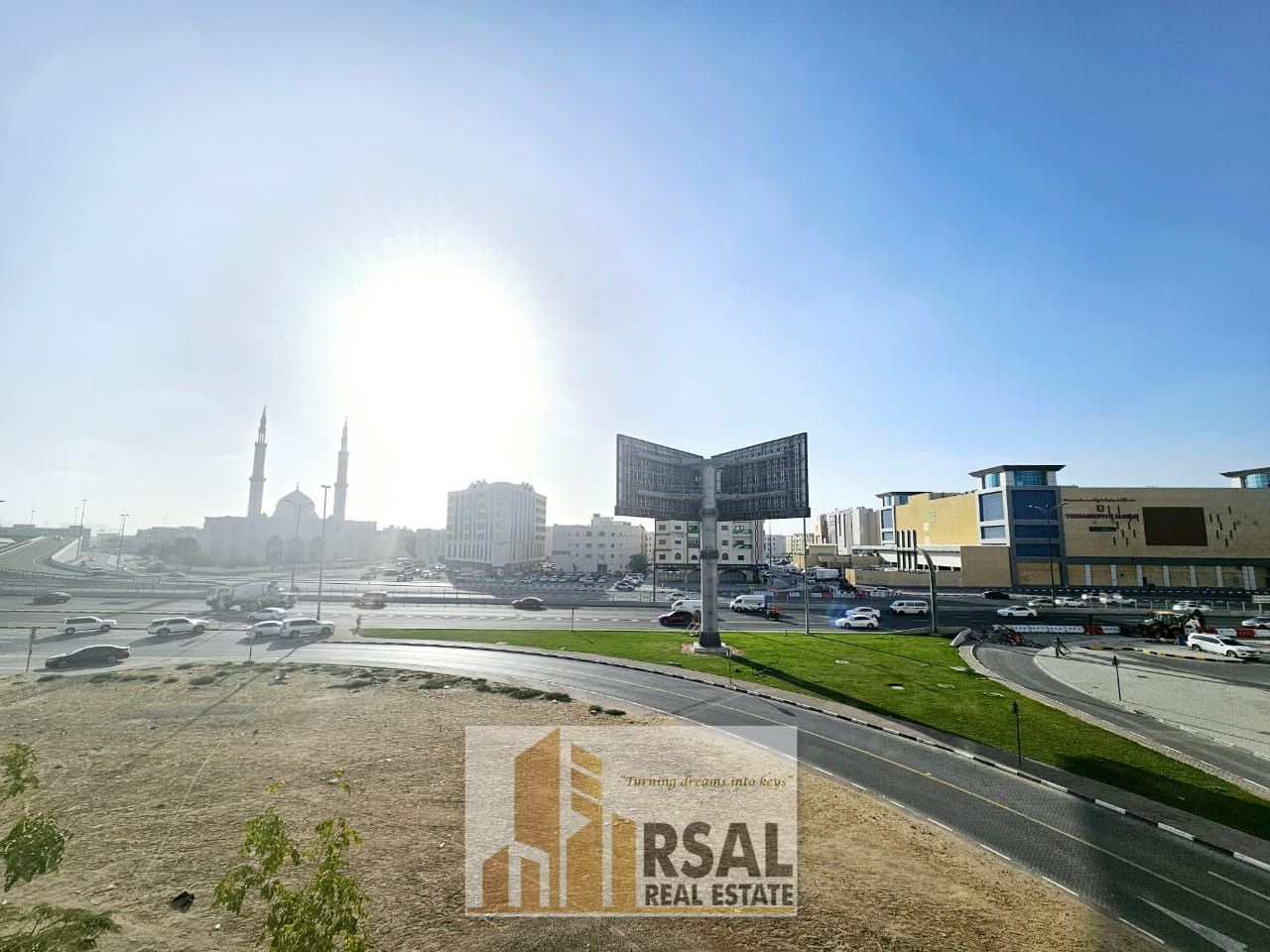 Afordable Lavish Family 1Bhk //Ready to Move//Easy Payment//Close To The Safari Mall