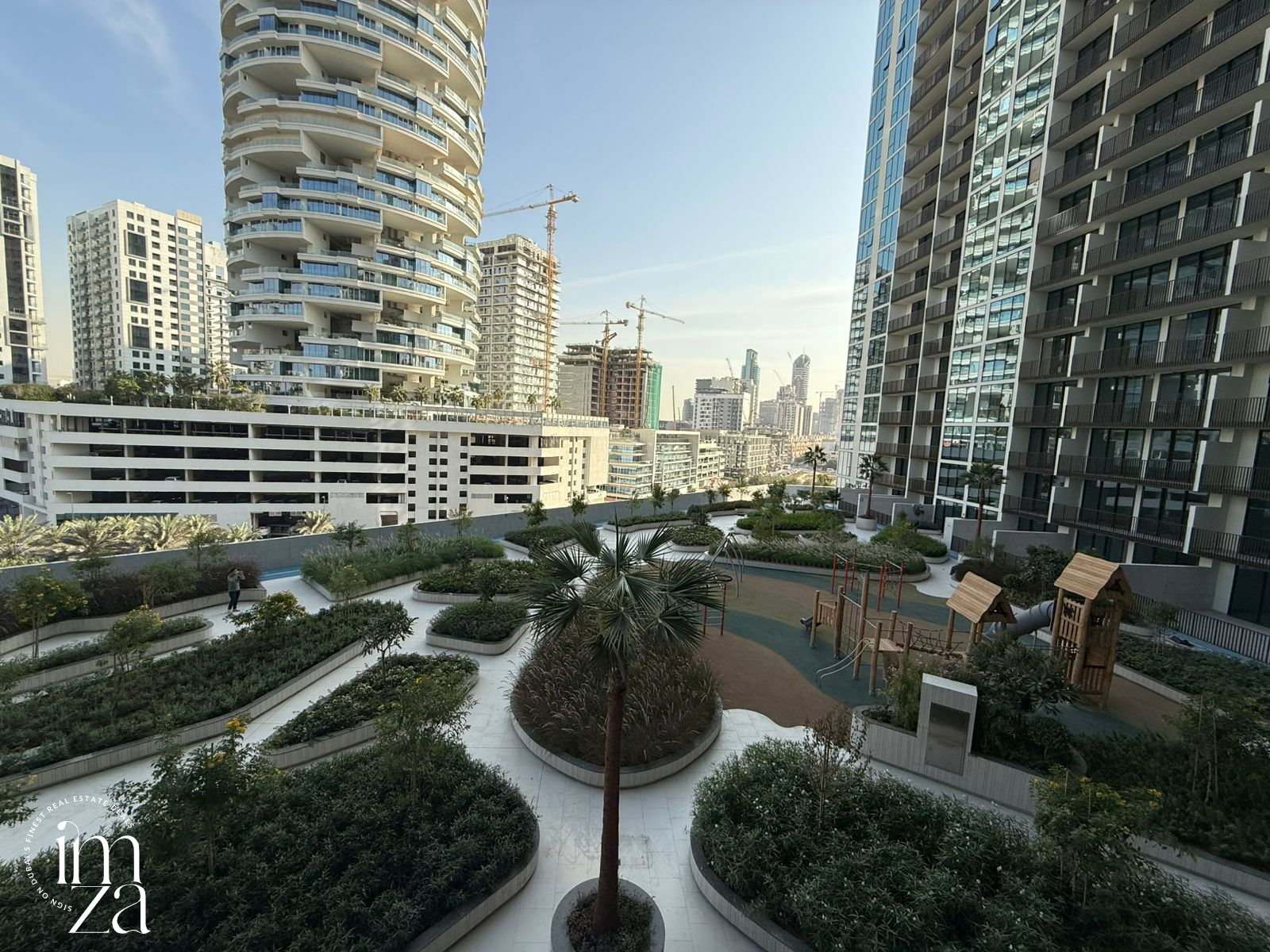 Spacious Layout | Park View | Hot Price