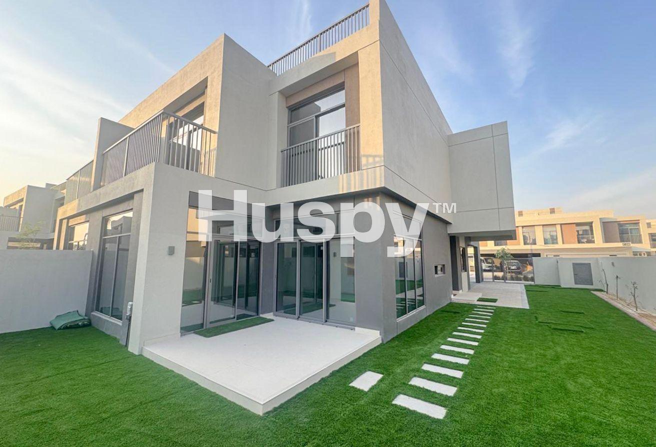 Landscaped | Brand New | Corner Unit
